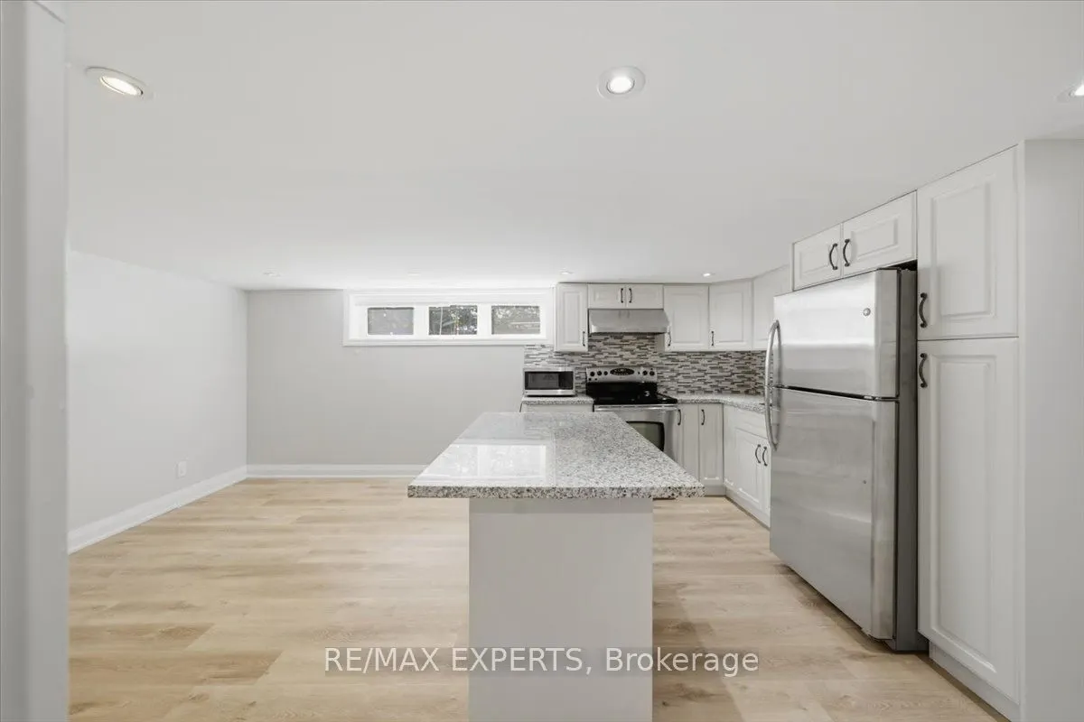 51 Clifton Avenue #Lower