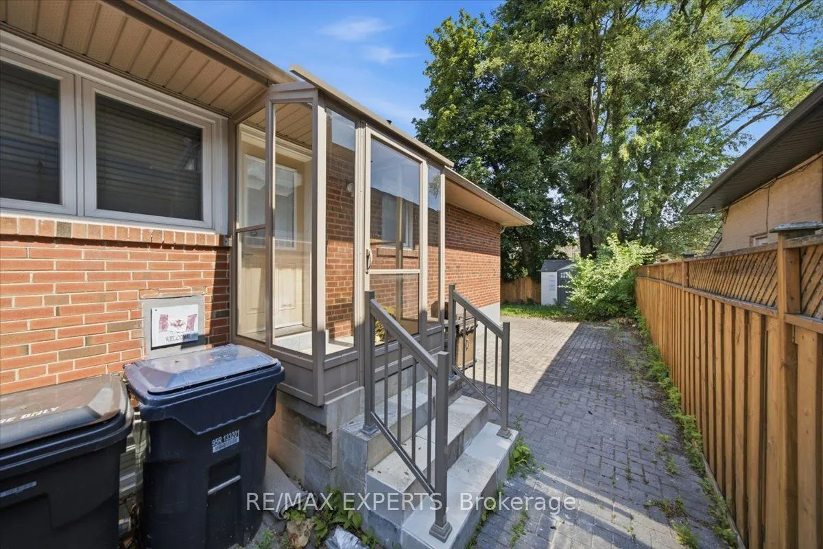 51 Clifton Avenue #Lower