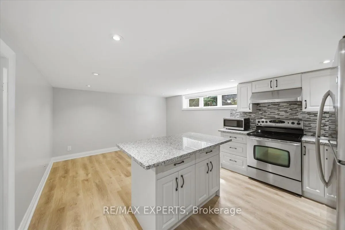 51 Clifton Avenue #Lower