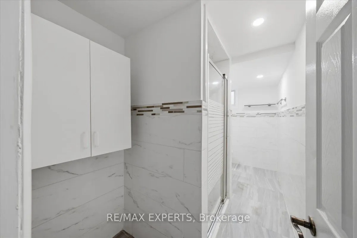 51 Clifton Avenue #Lower