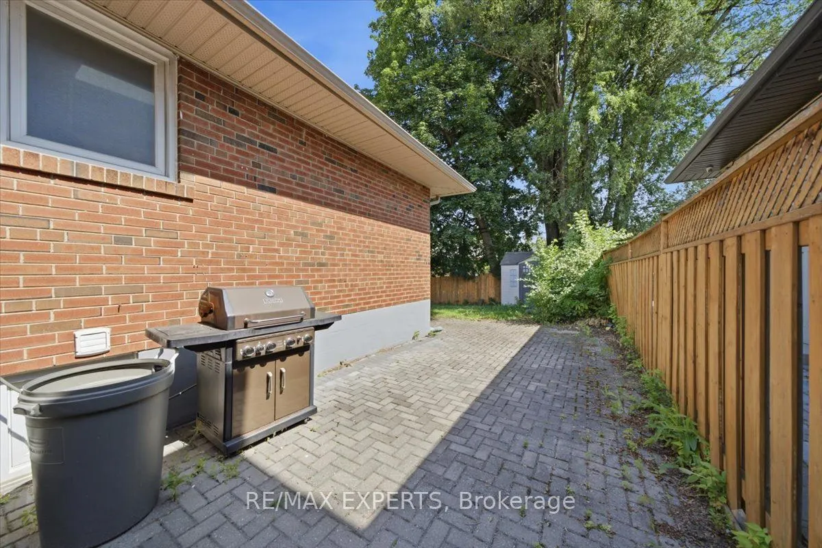 51 Clifton Avenue #Lower