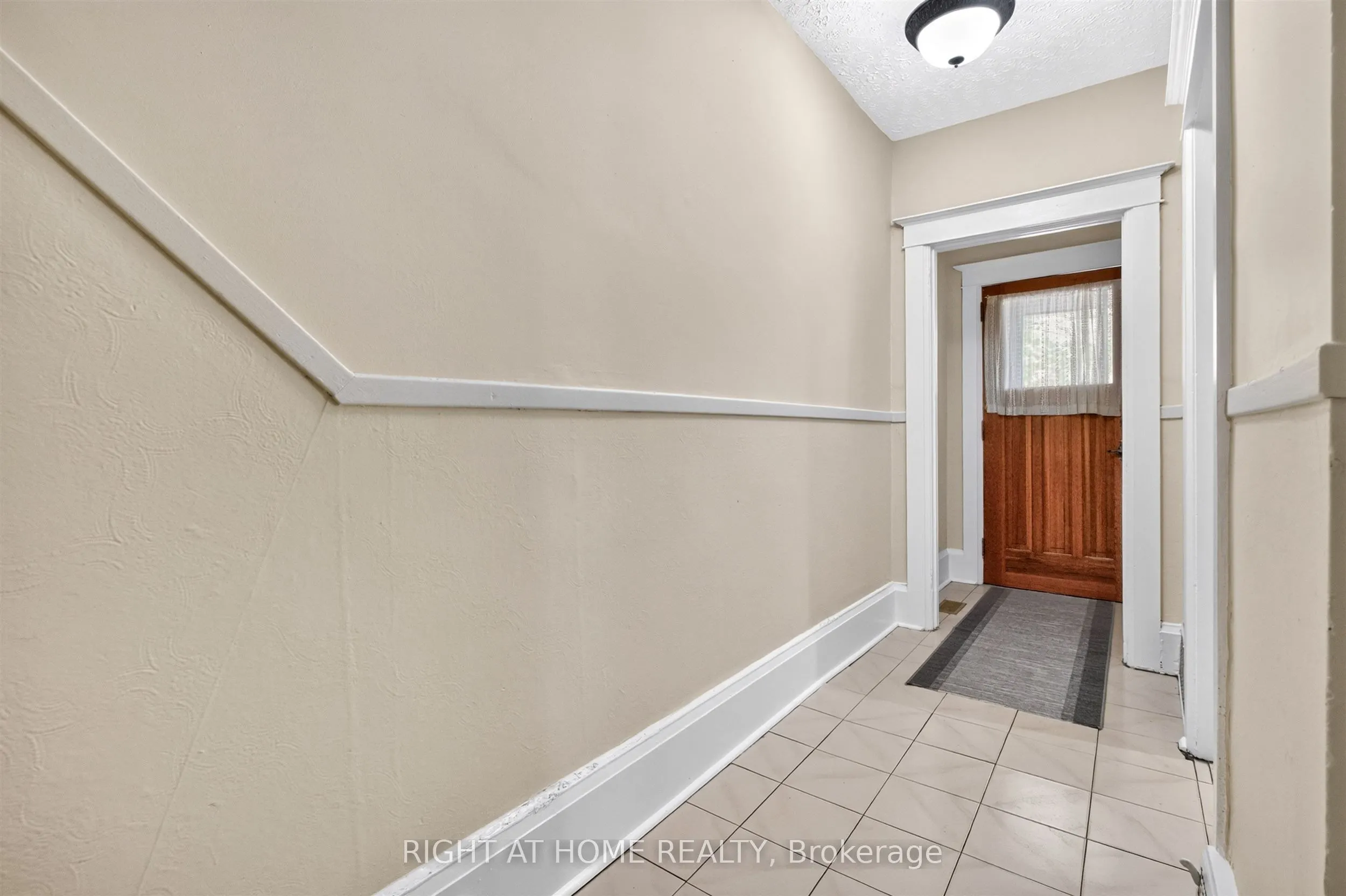 431 Lansdowne Avenue