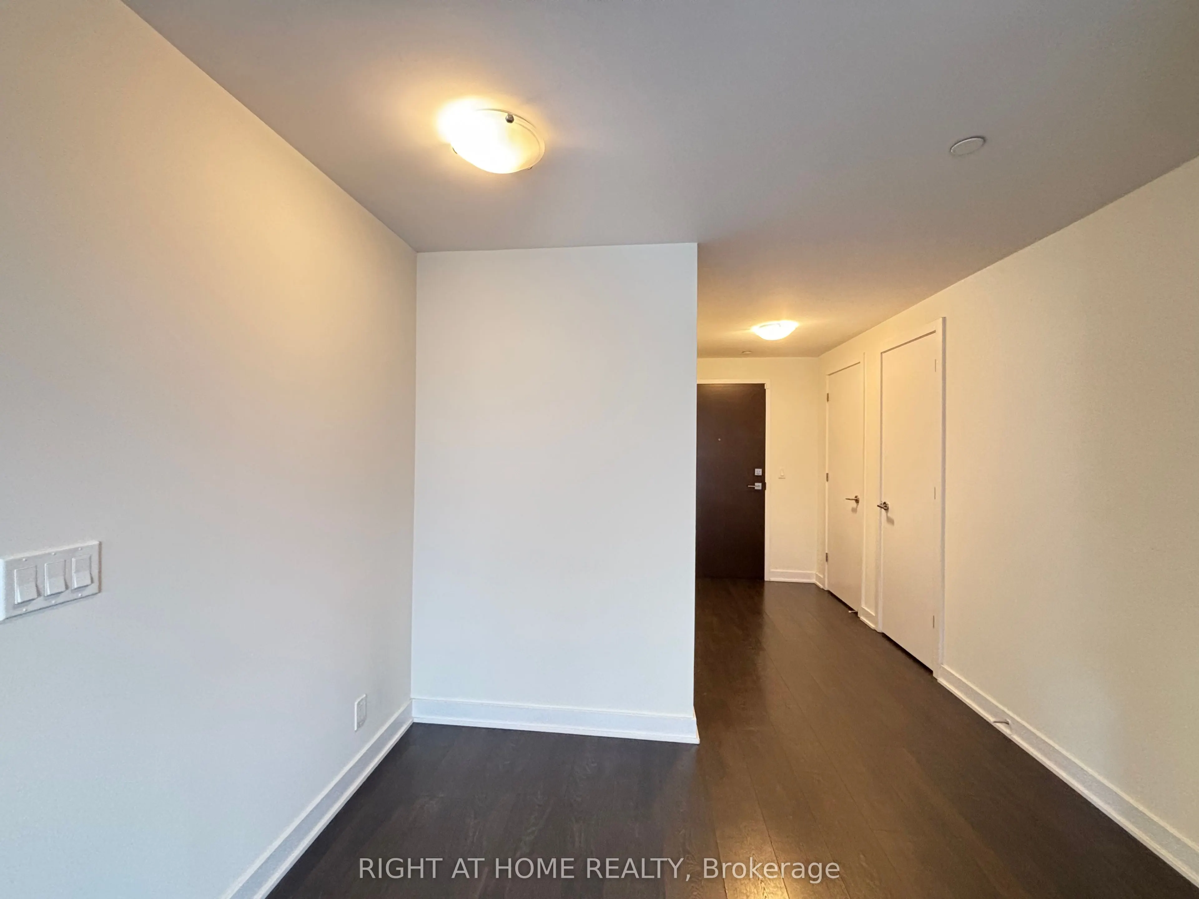 2221 Yonge Street #1205