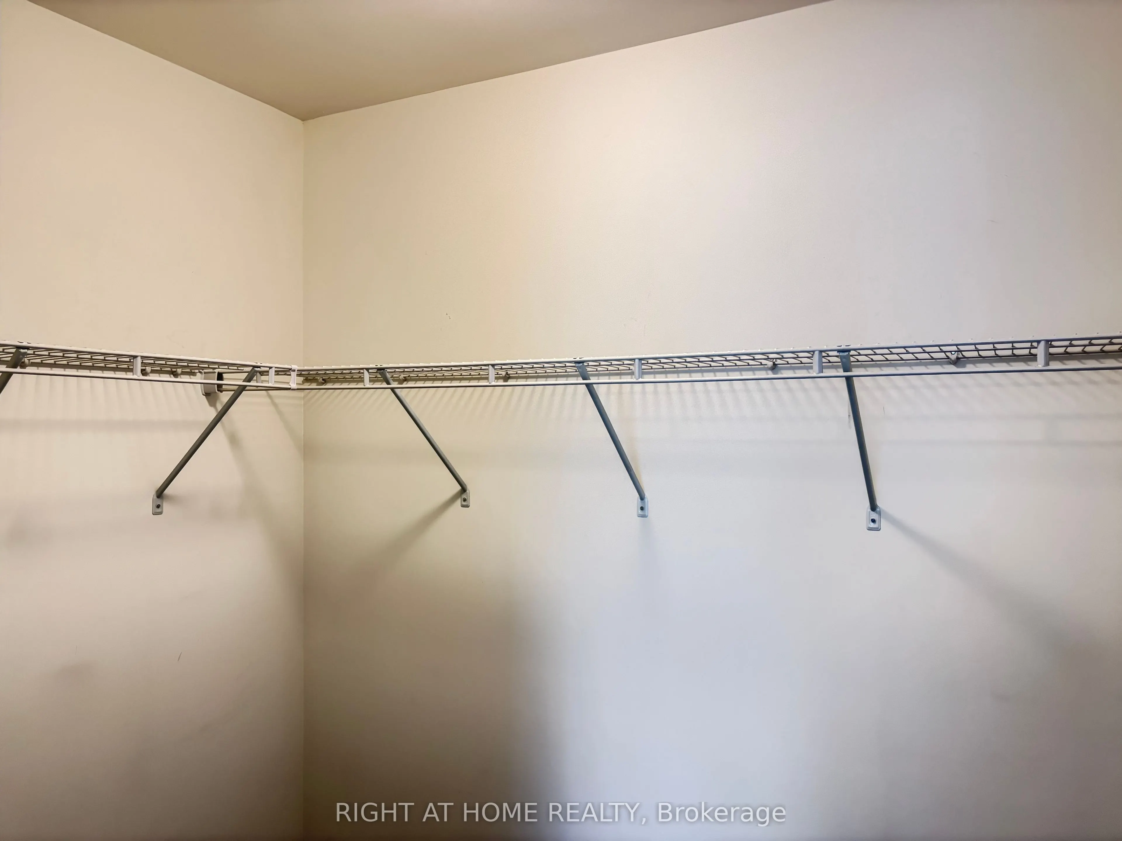 2221 Yonge Street #1205