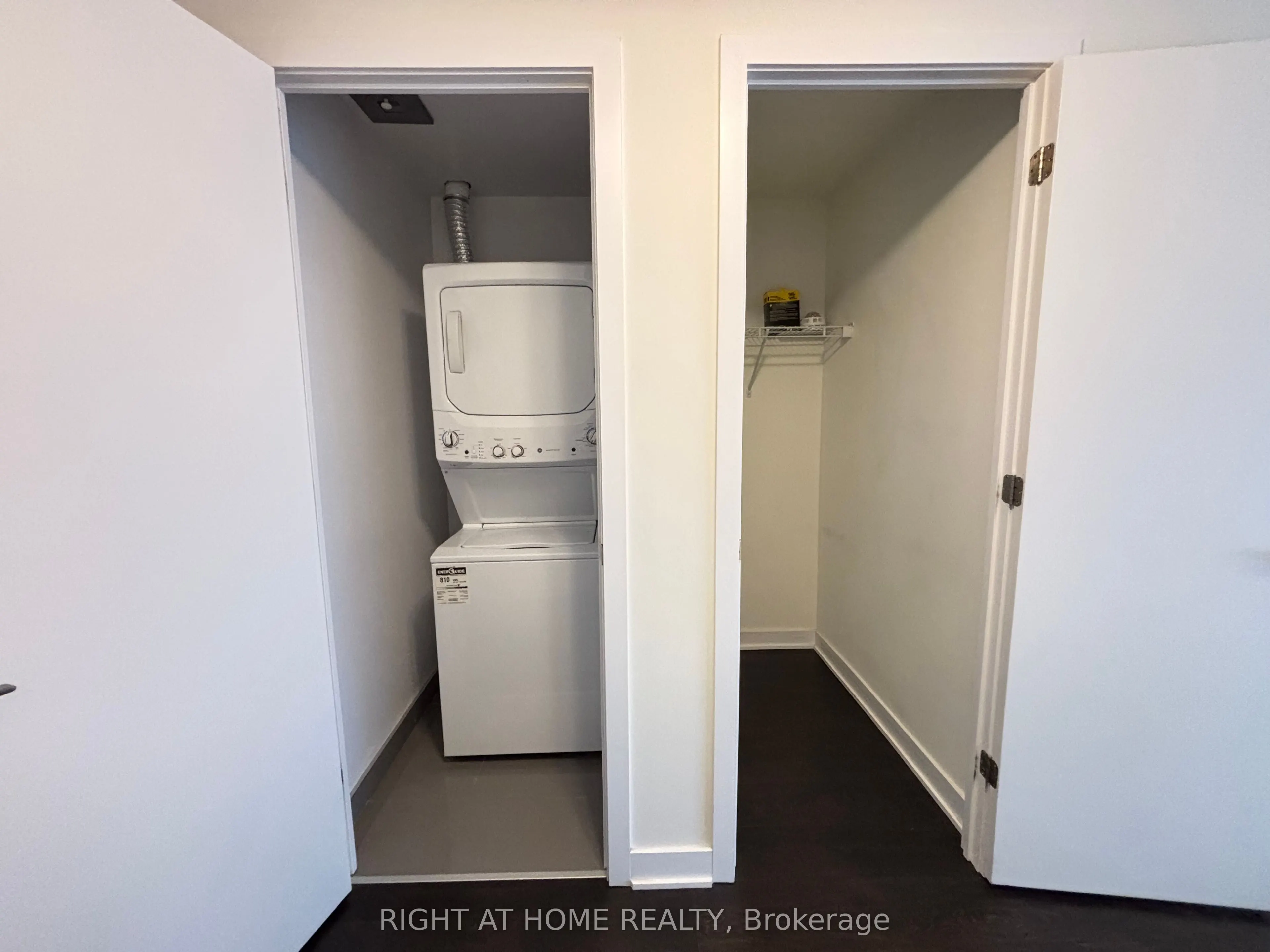 2221 Yonge Street #1205