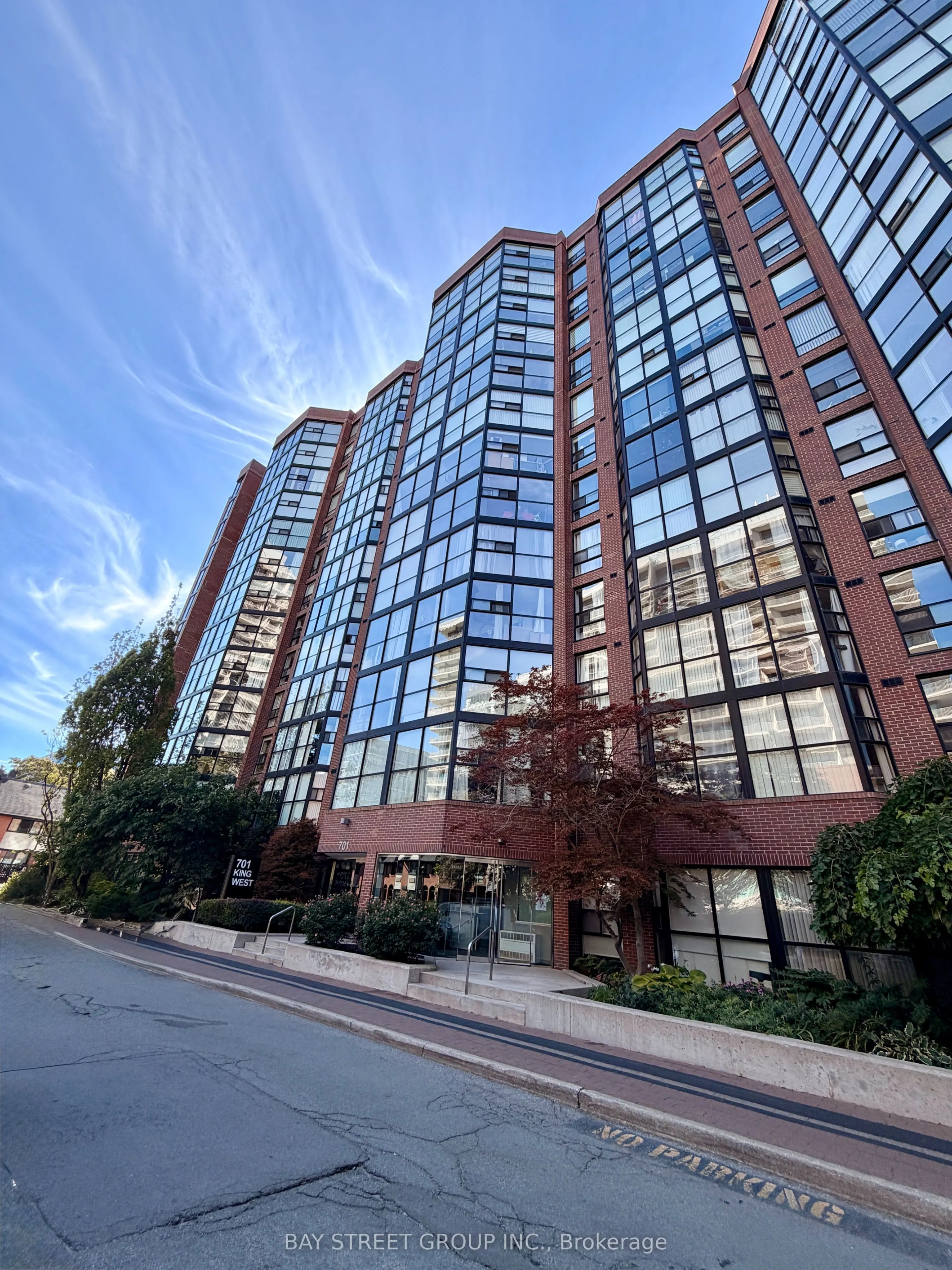 701 King Street W #Ph7