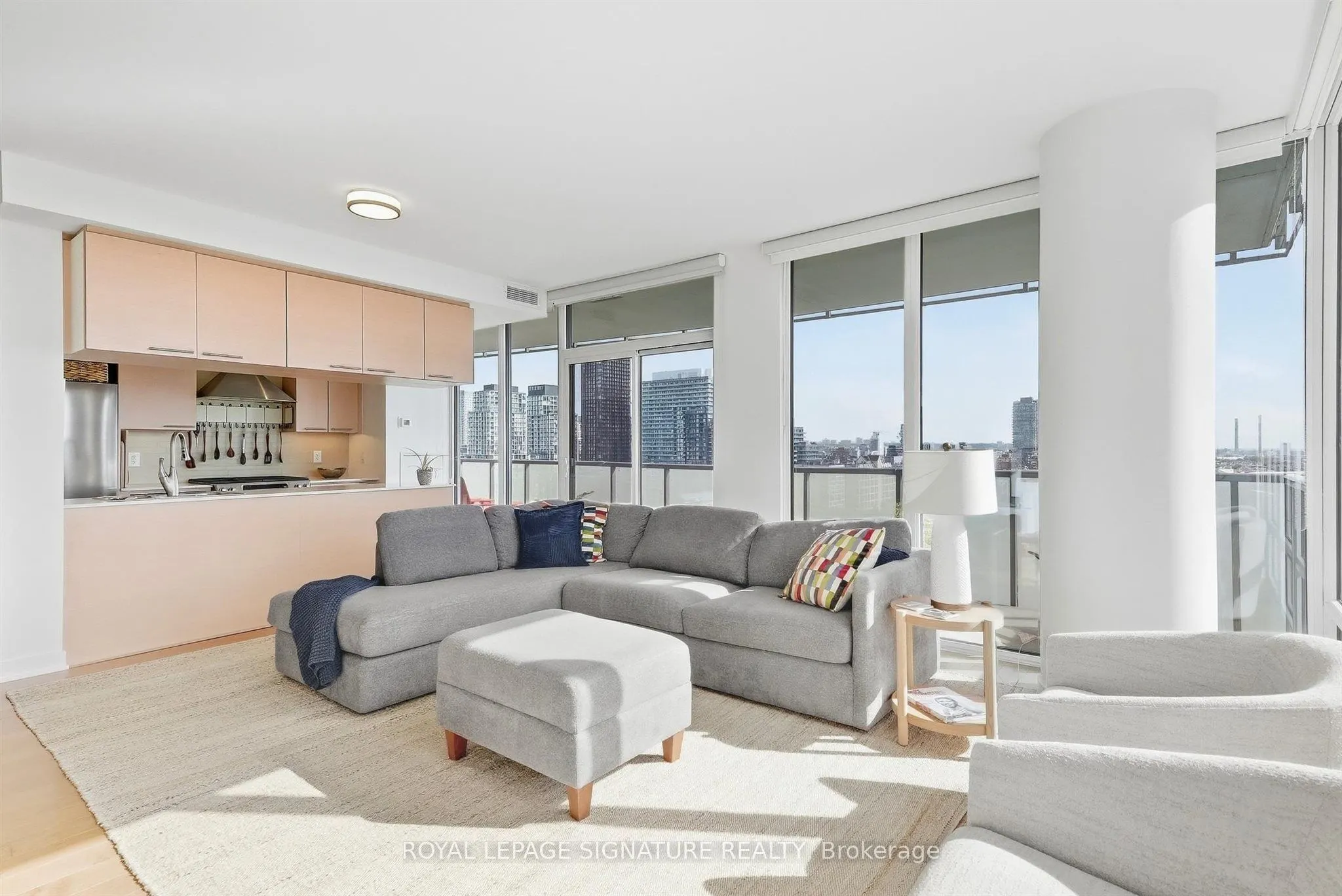1 Market Street #1611