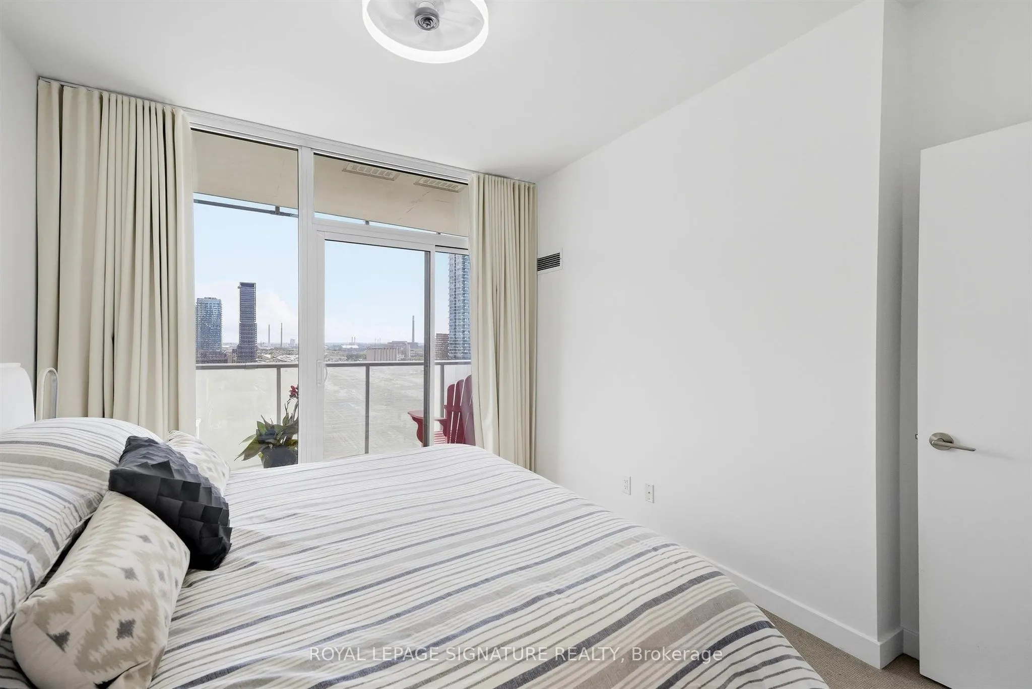 1 Market Street #1611