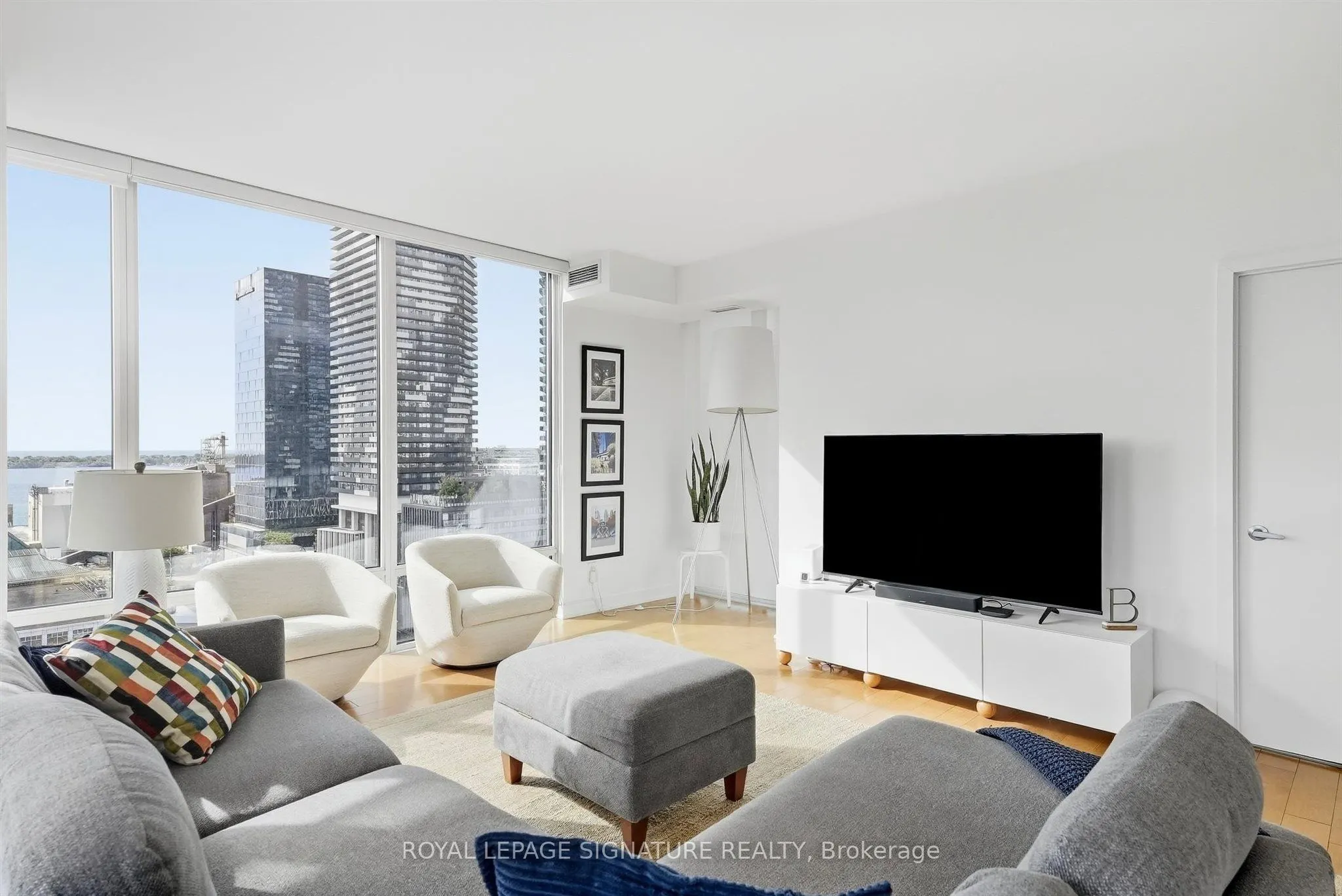 1 Market Street #1611