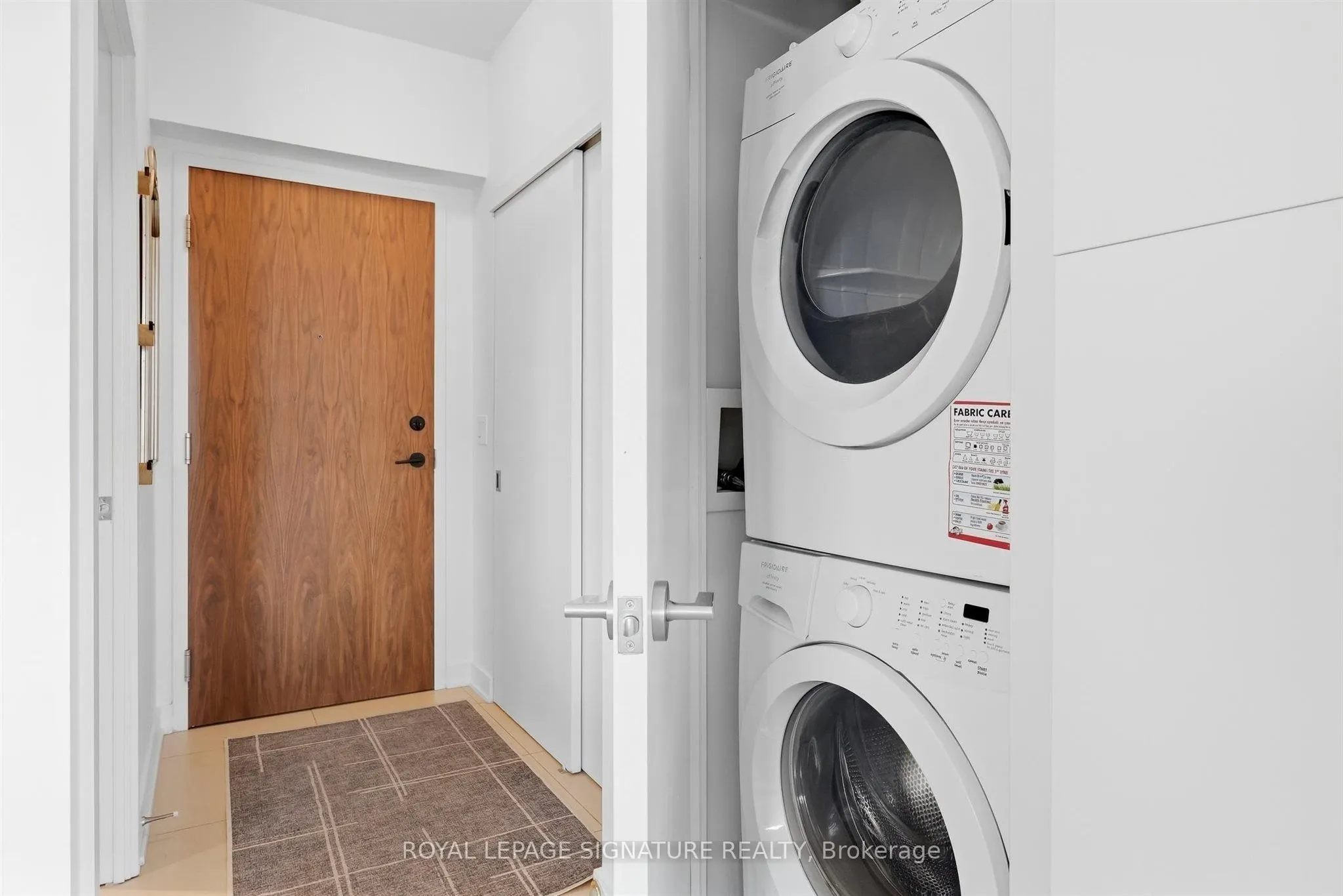 1 Market Street #1611