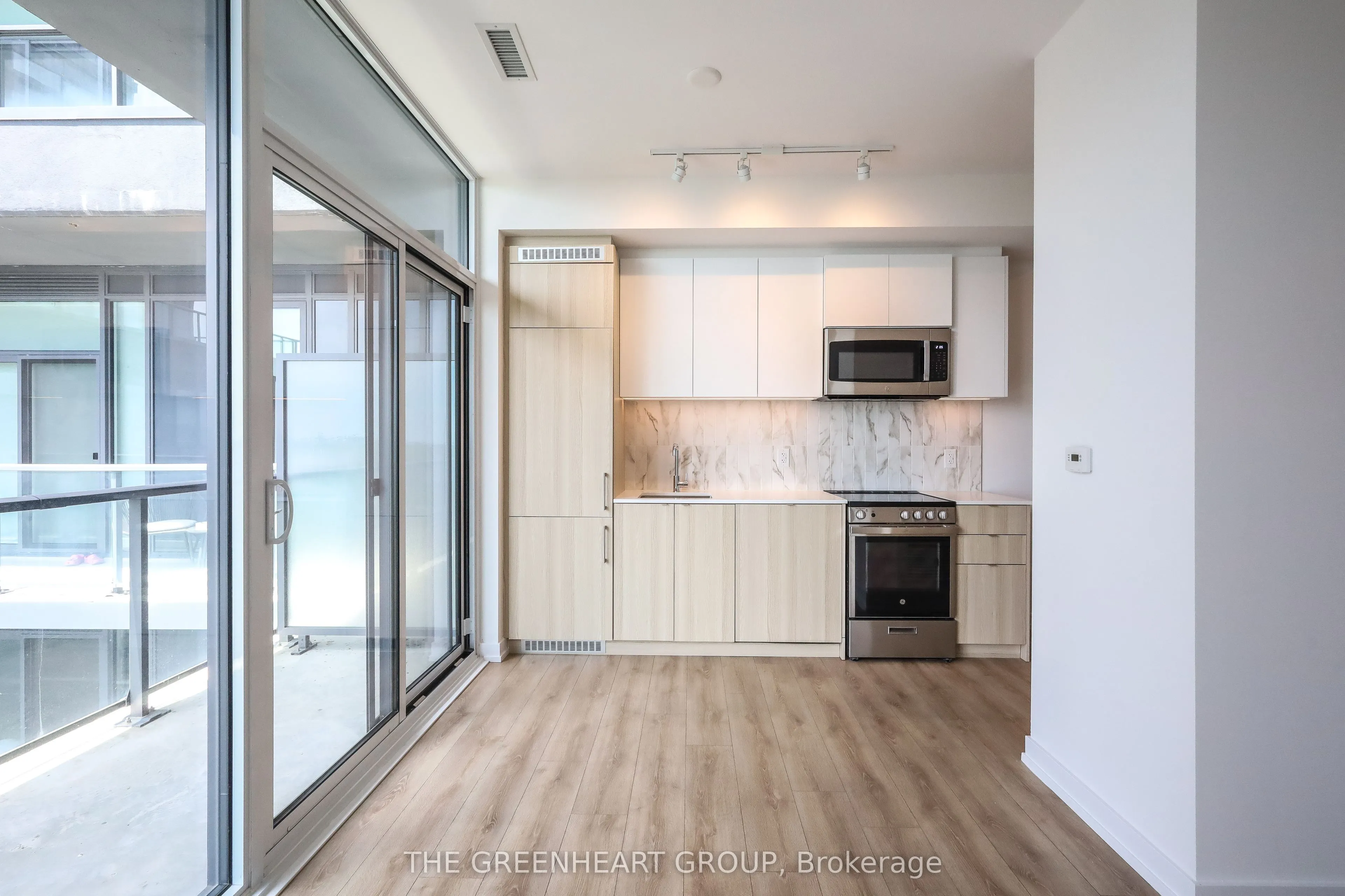 500 Dupont Street #718