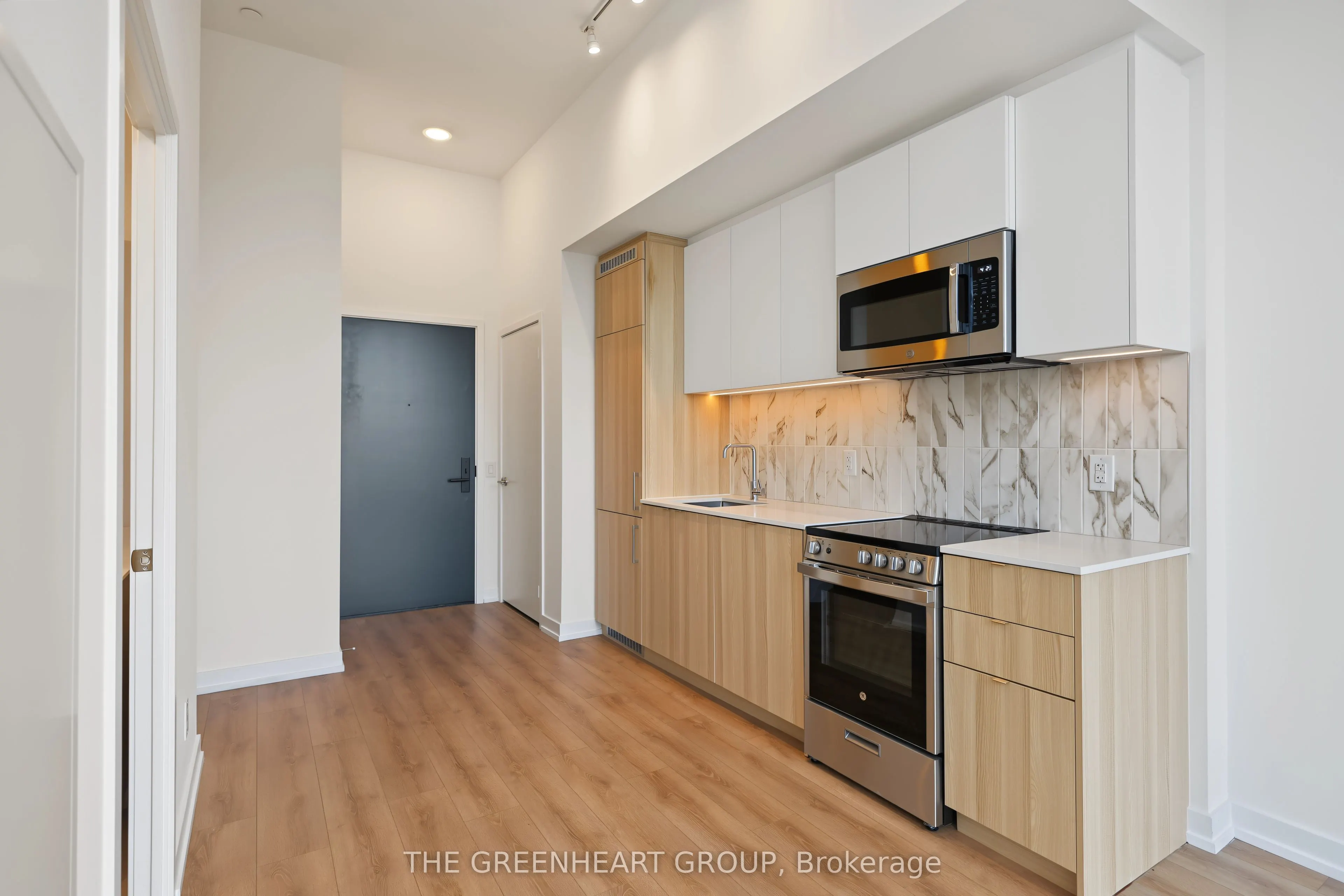 500 Dupont Street #202