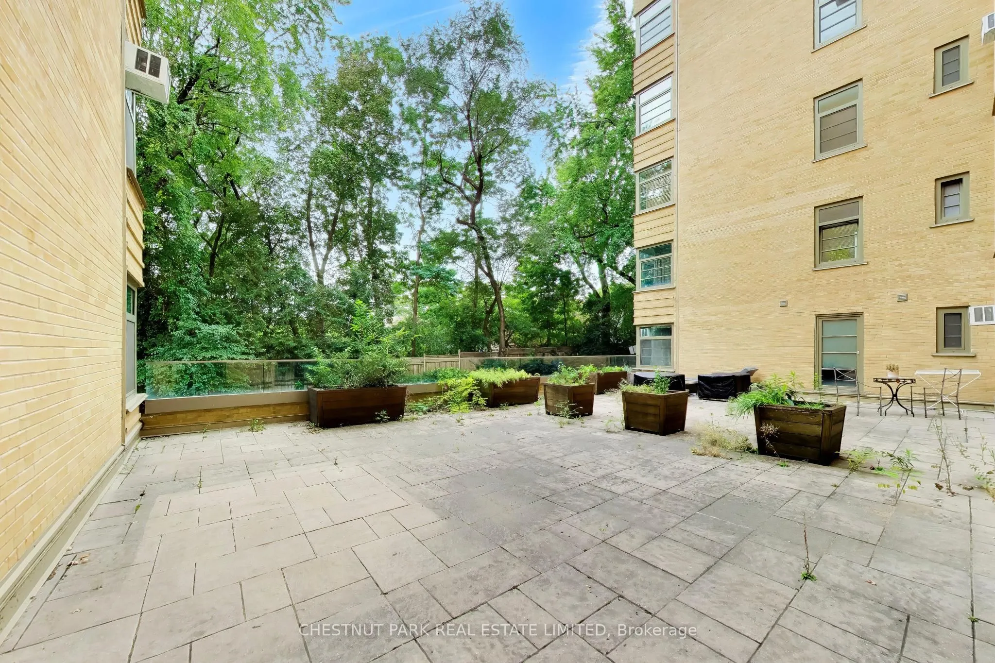 717 Eglinton Avenue W #103