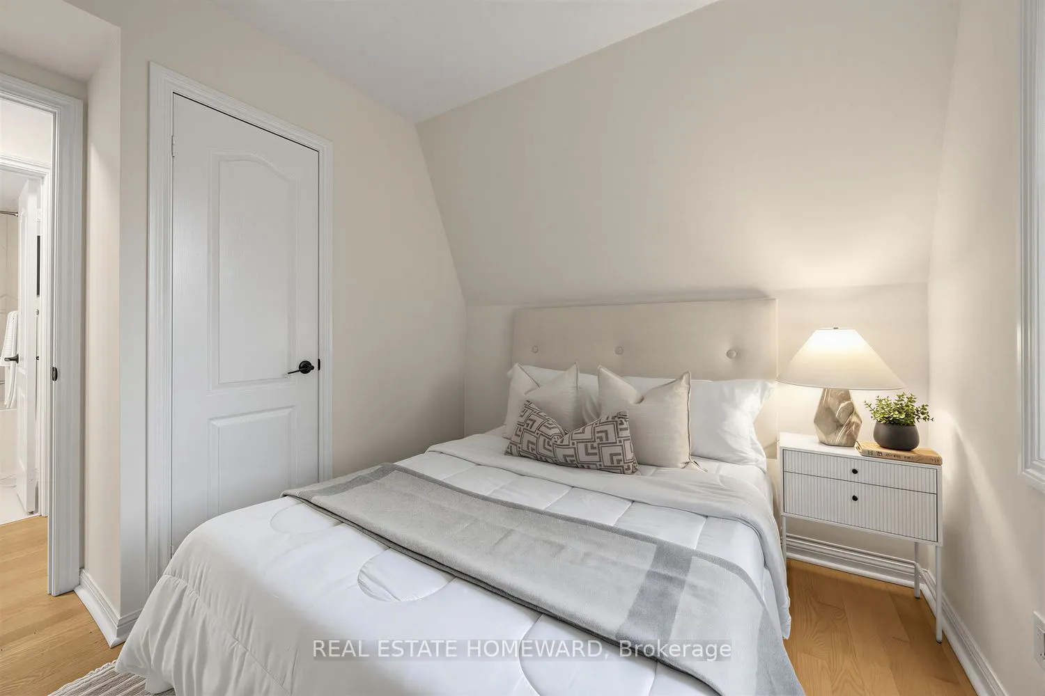 23 Sudbury Street #2306