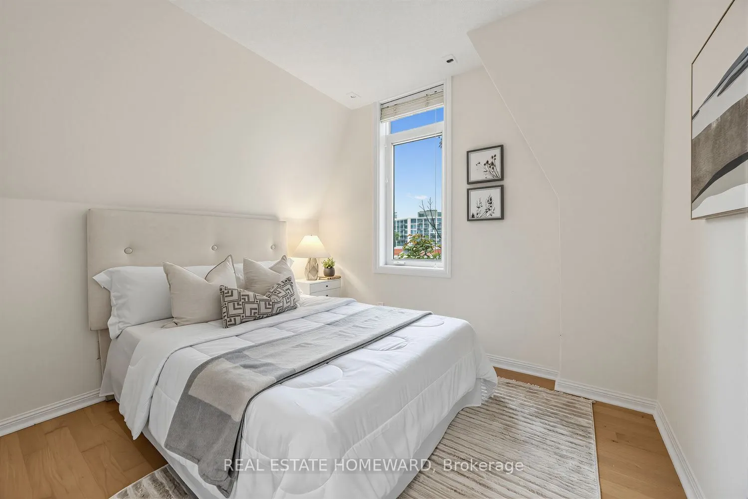 23 Sudbury Street #2306