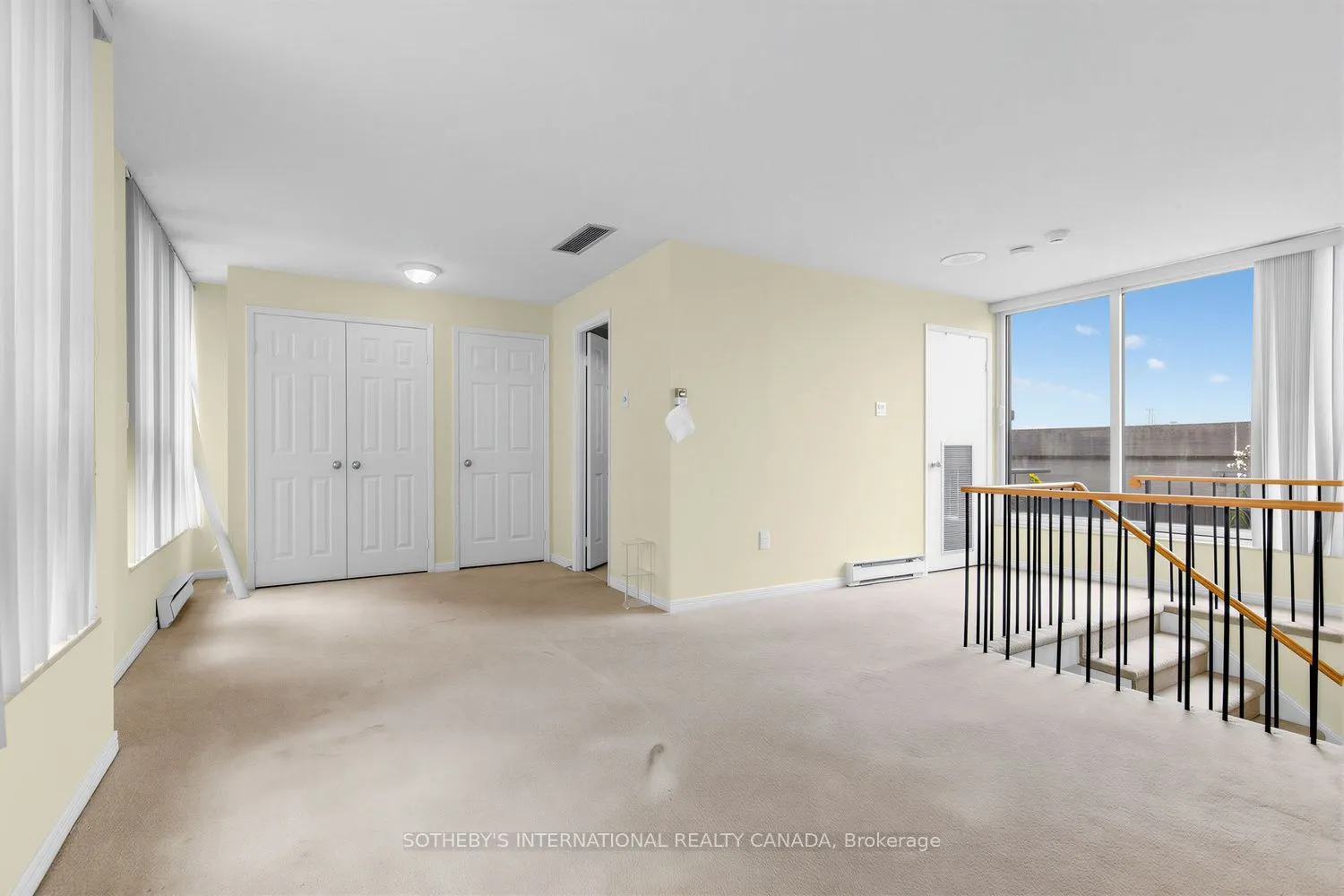 360 Bloor Street E #PH6