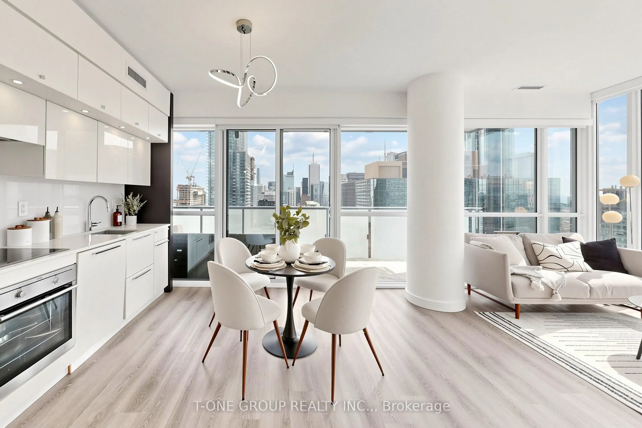 15 Grenville Street #3403