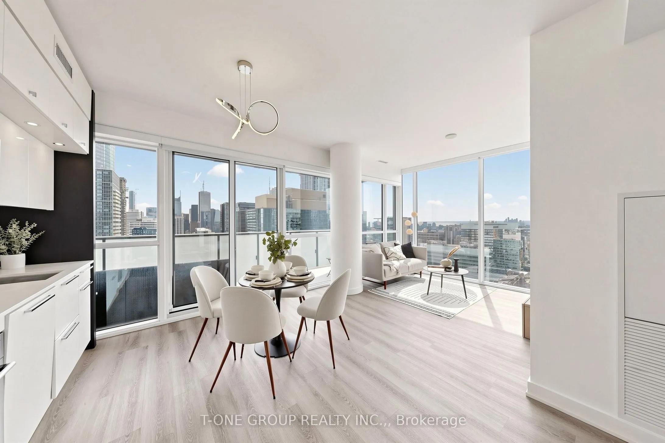 15 Grenville Street #3403