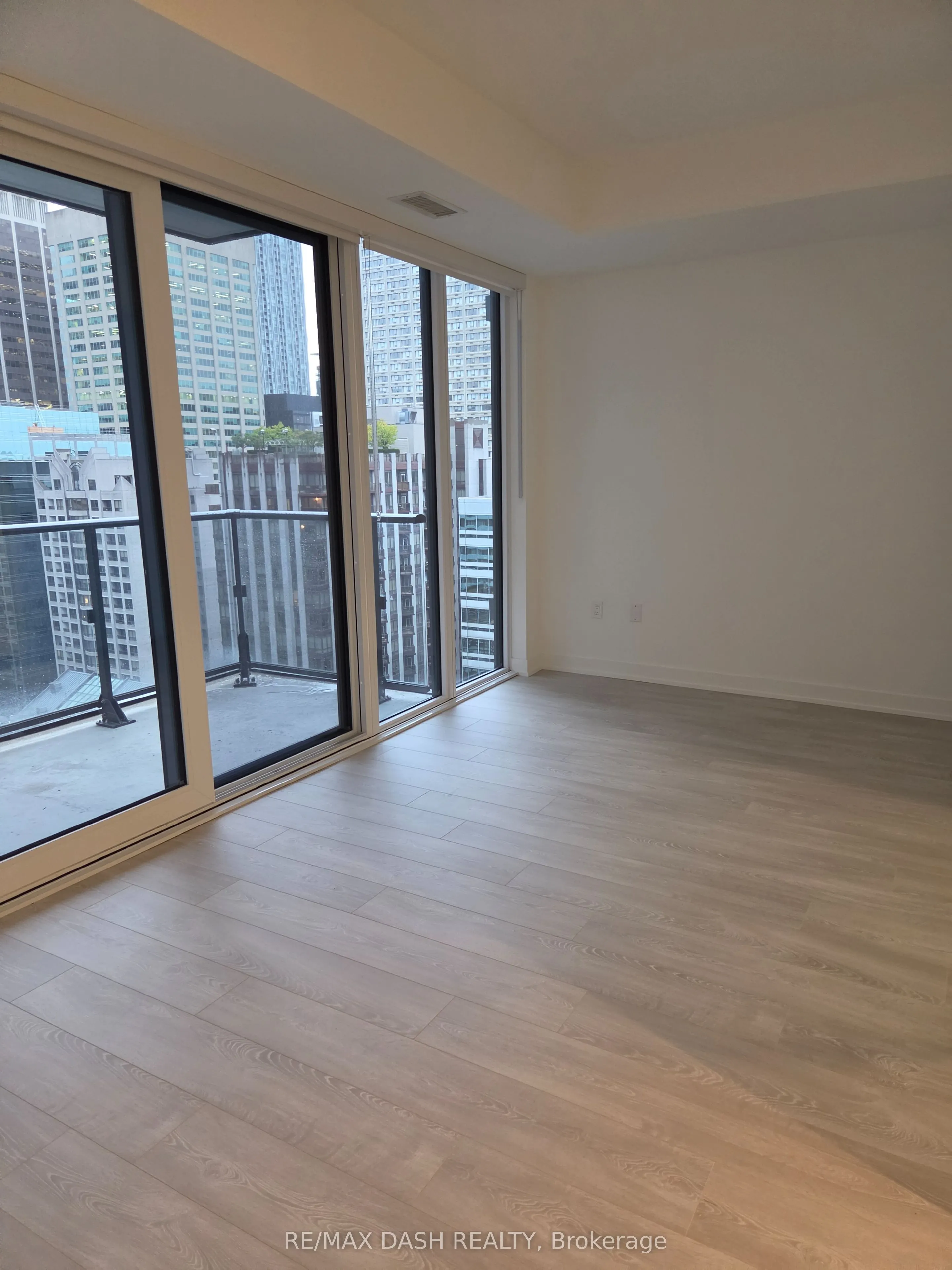 634 Church Street #2002