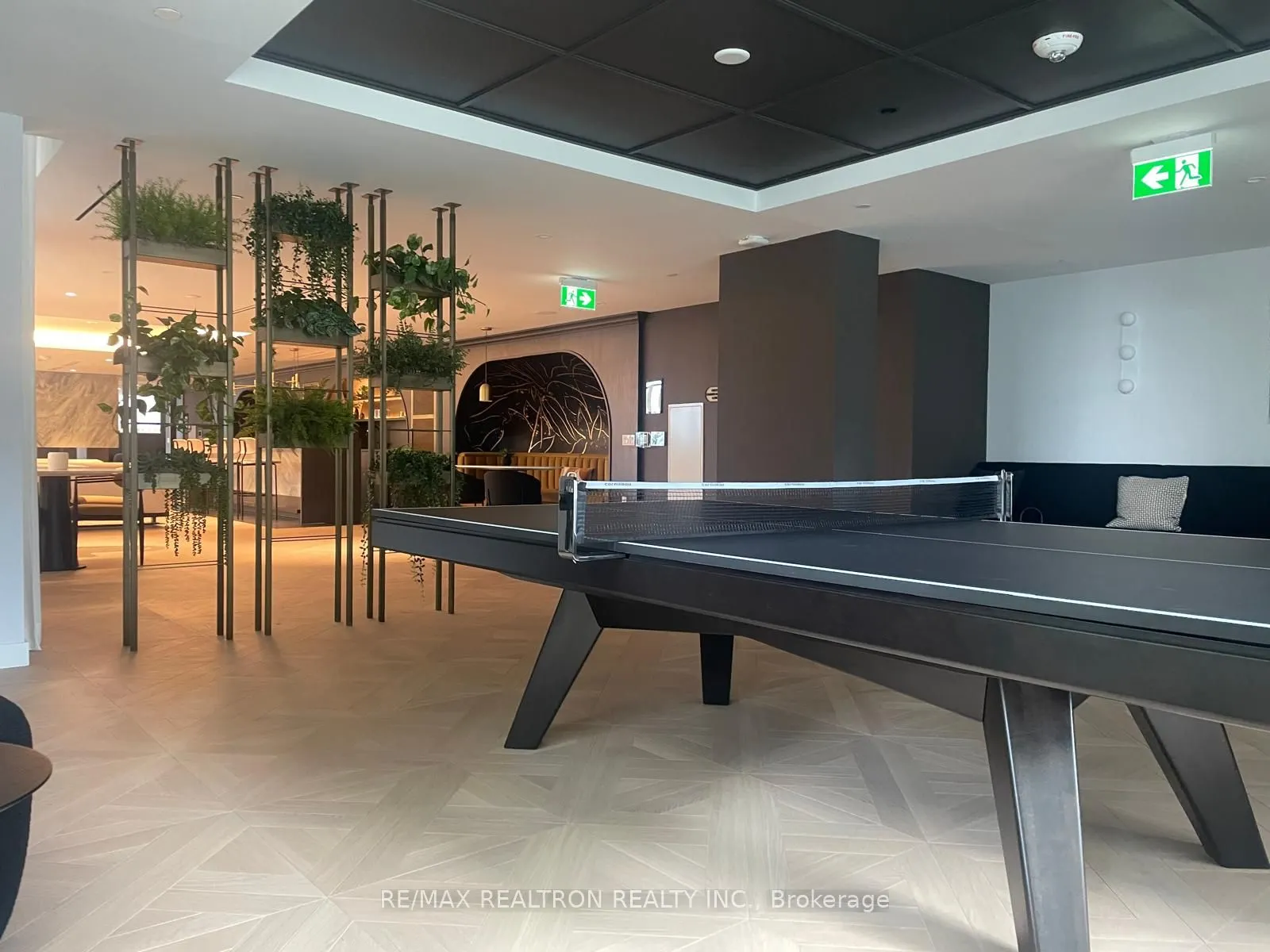117 Broadway Avenue #1008
