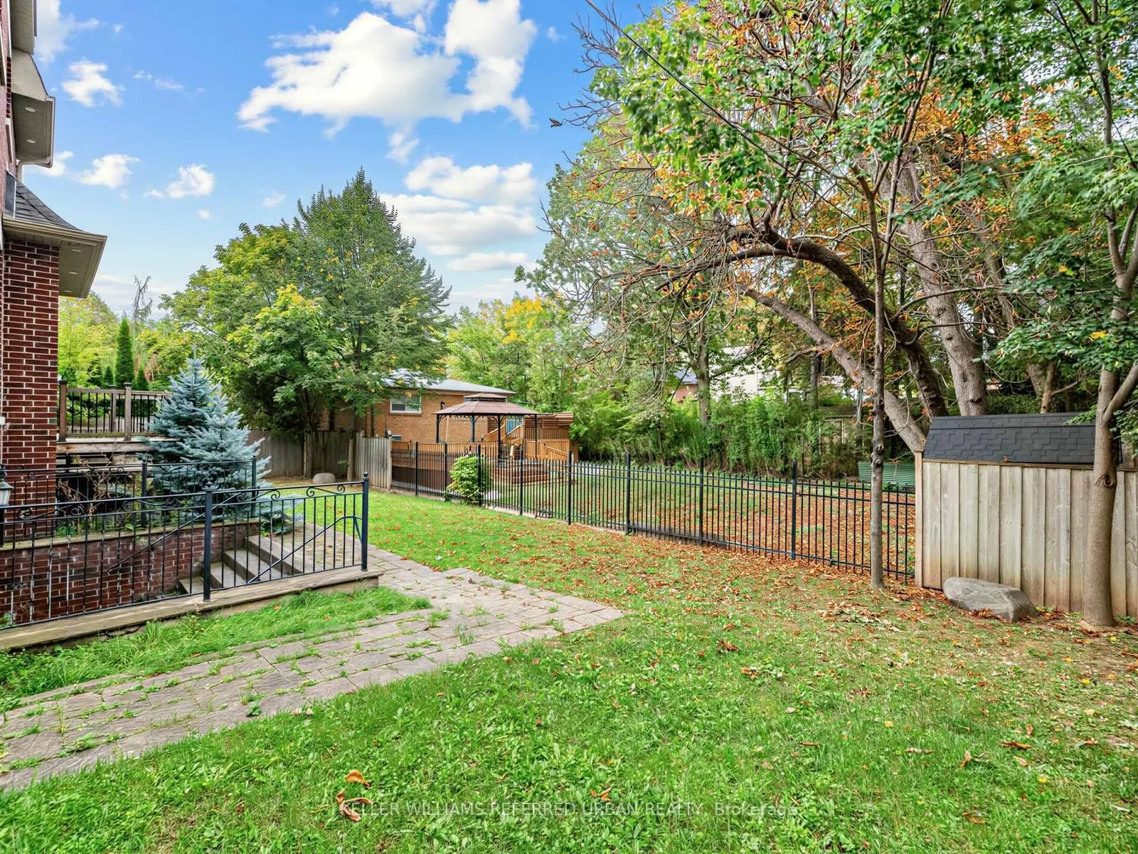 212 Empress Avenue