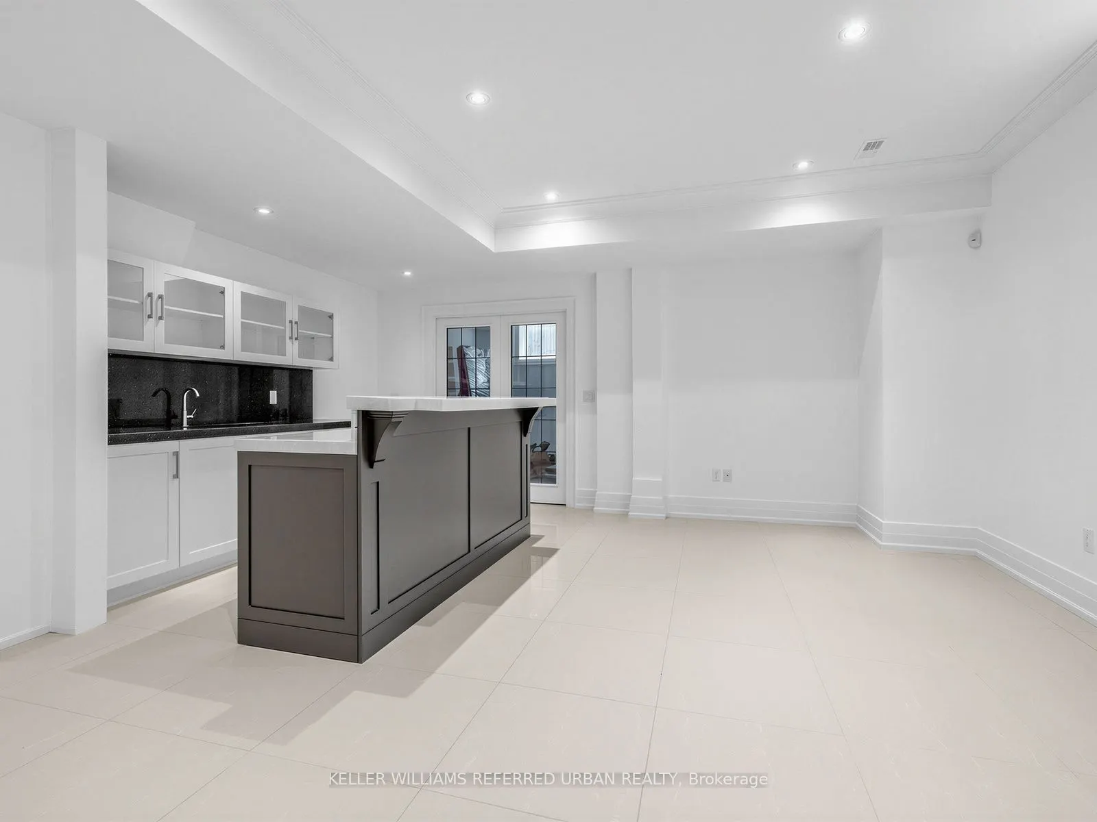 212 Empress Avenue
