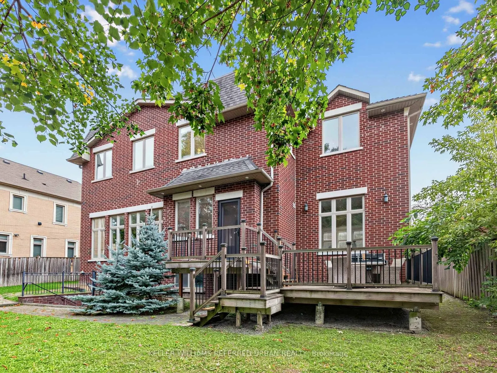 212 Empress Avenue