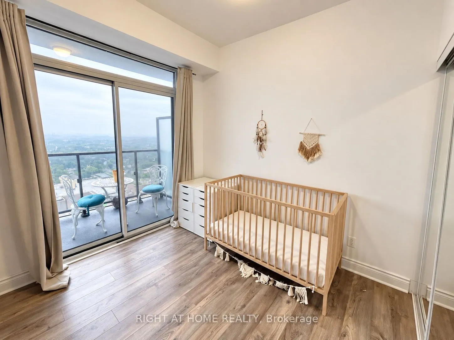 28 Ted Rogers Way #3808