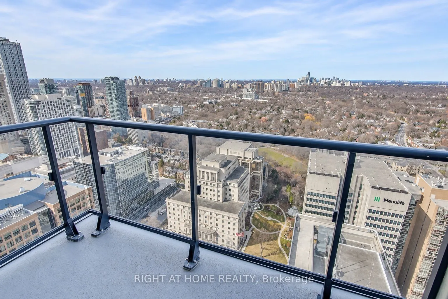 28 Ted Rogers Way #3808