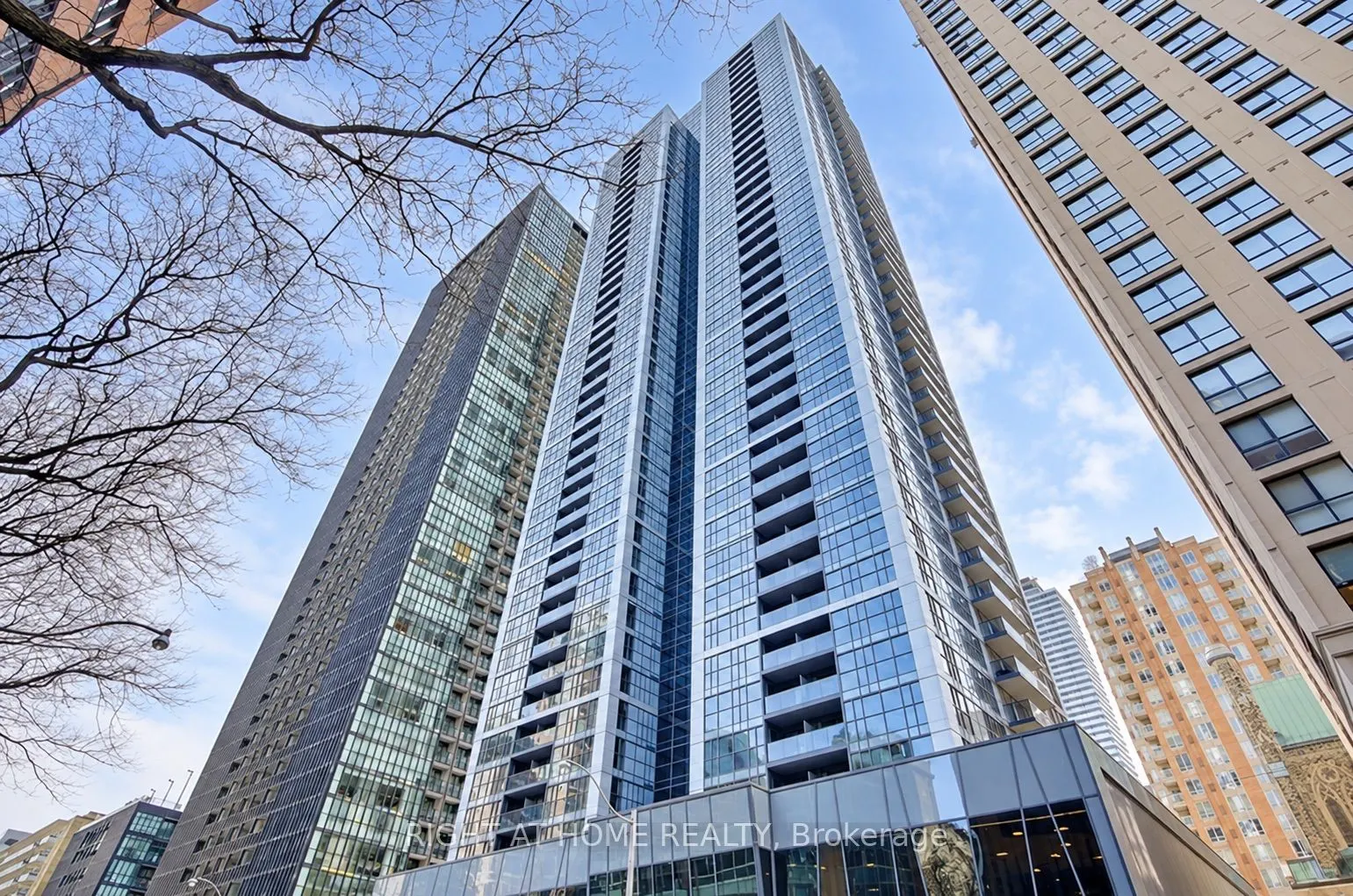 28 Ted Rogers Way #3808