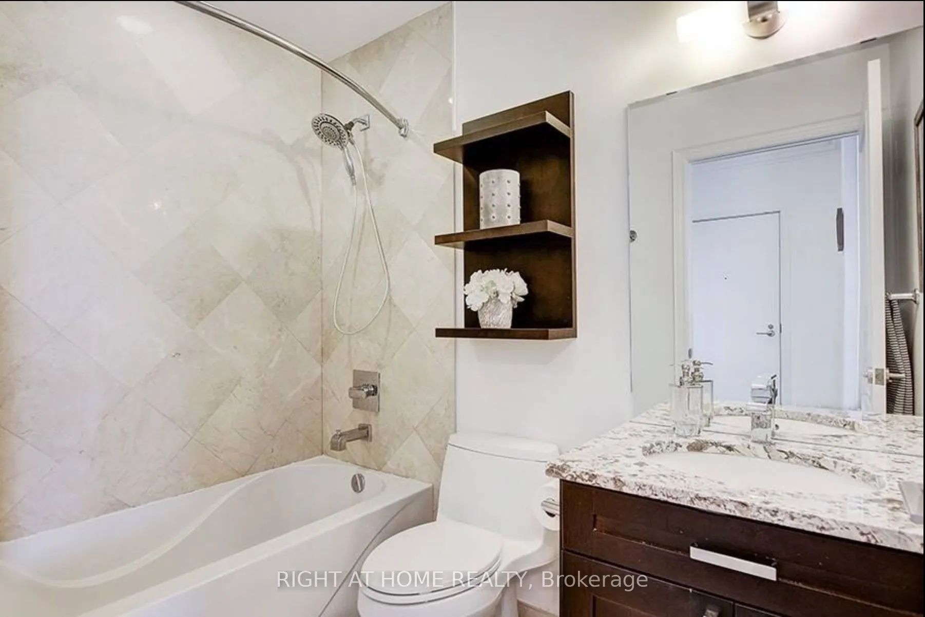 28 Ted Rogers Way #3808