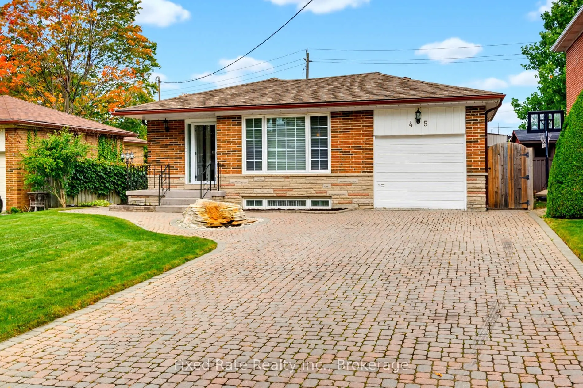 45 Waddington Crescent