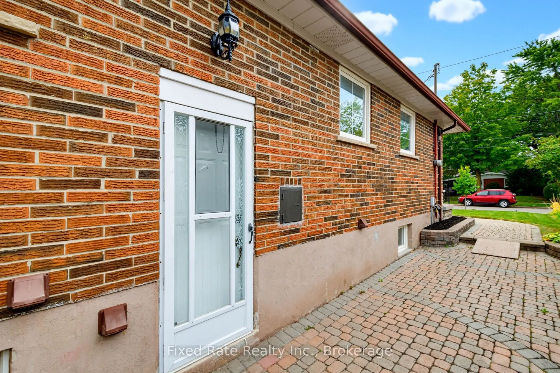 45 Waddington Crescent