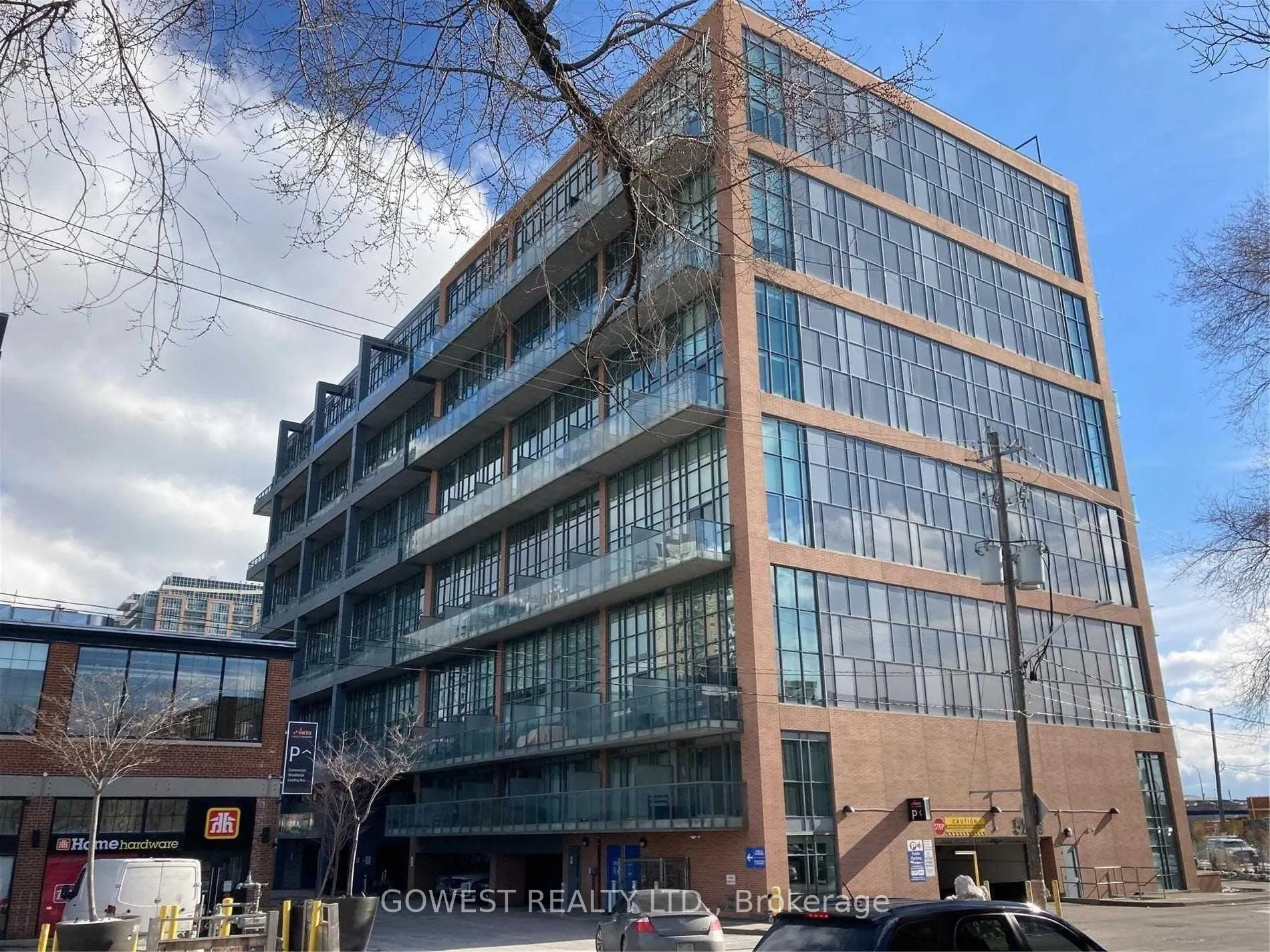 5 Hanna Avenue #743