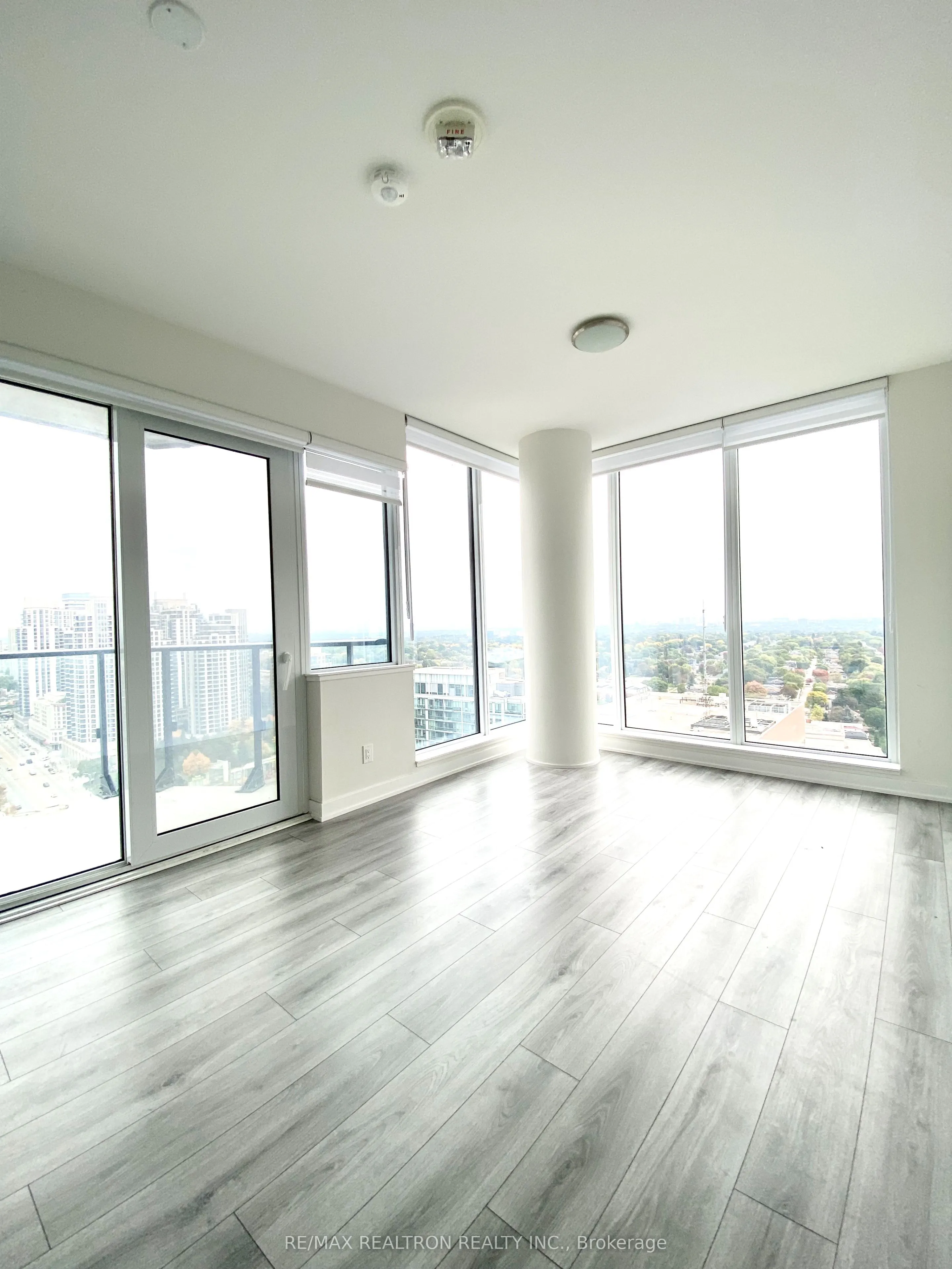 15 Ellerslie Avenue #2610