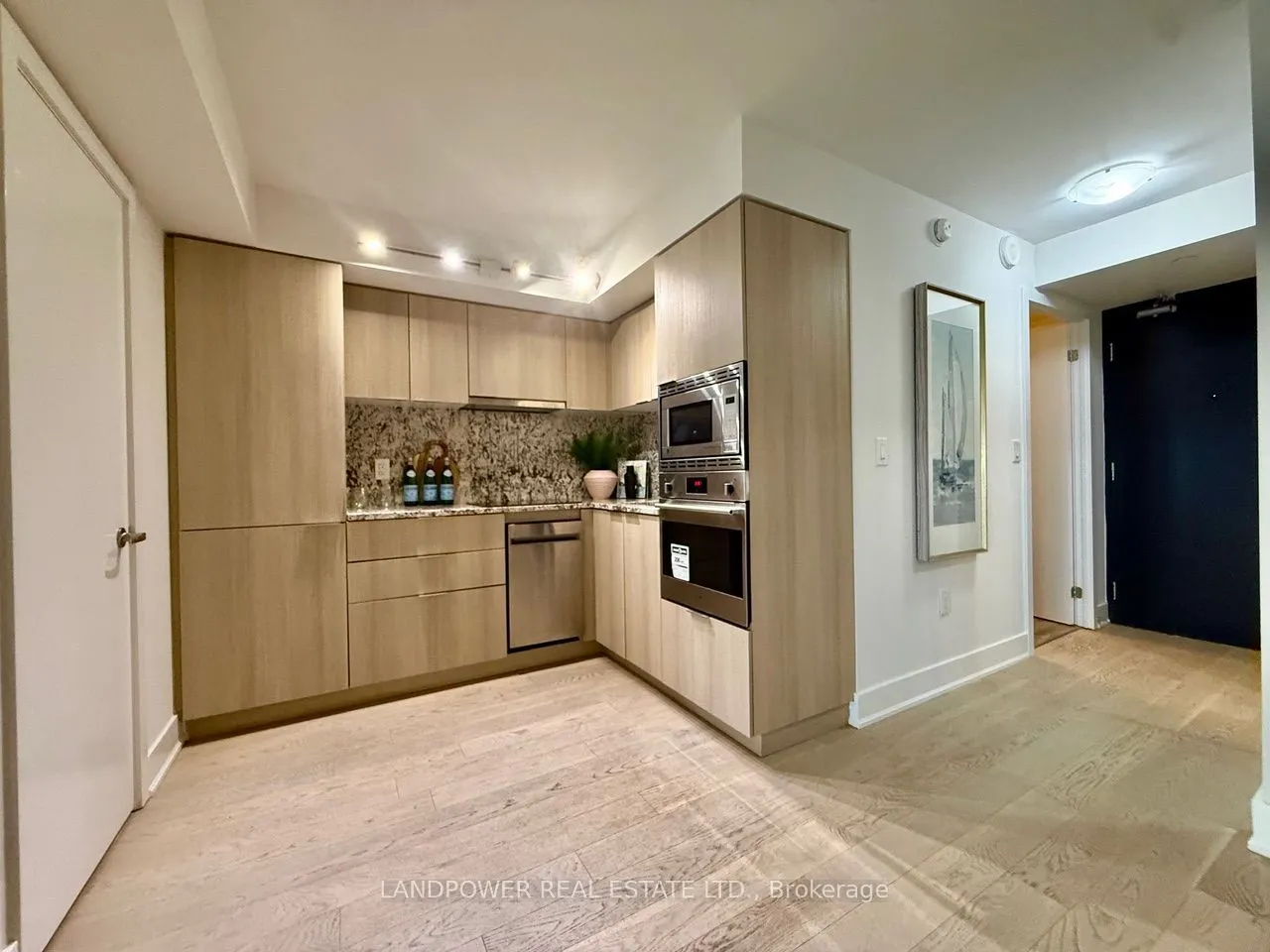 955 Bay Street #2713