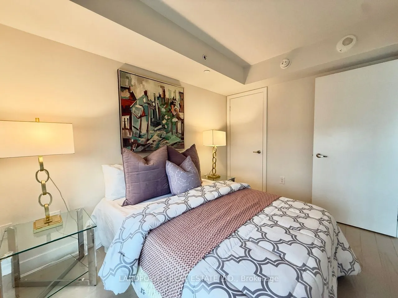 955 Bay Street #2713
