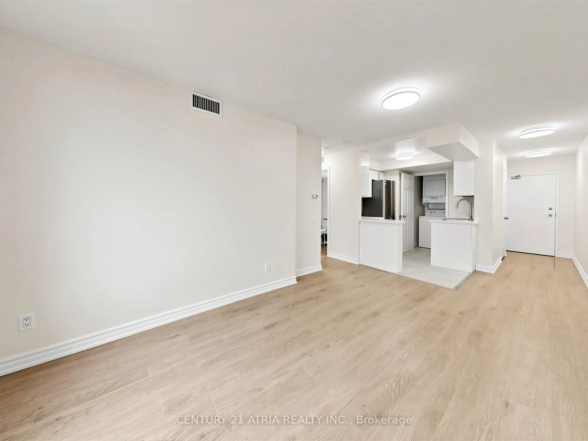 8 Hillcrest Avenue #2703