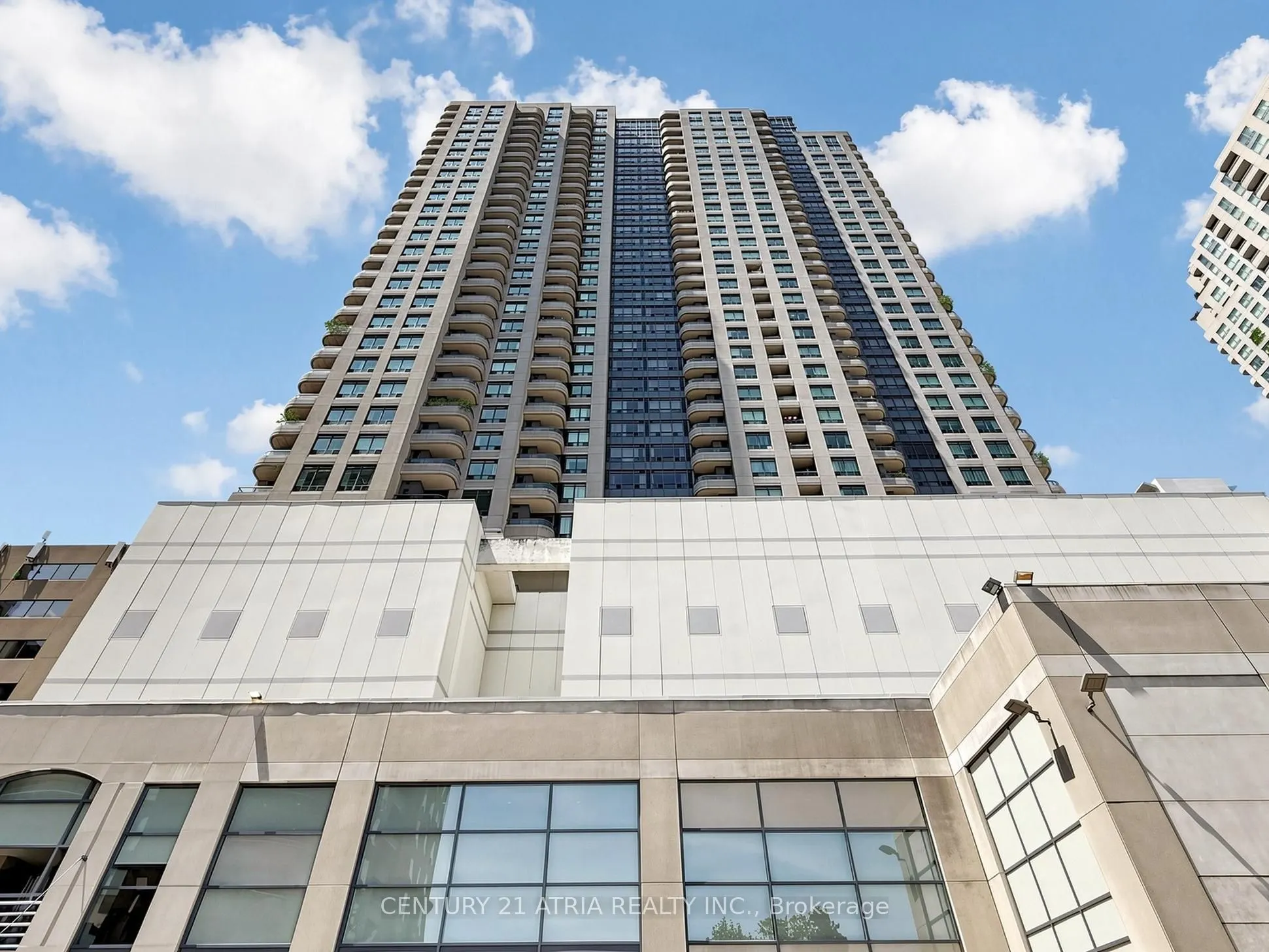 8 Hillcrest Avenue #2703