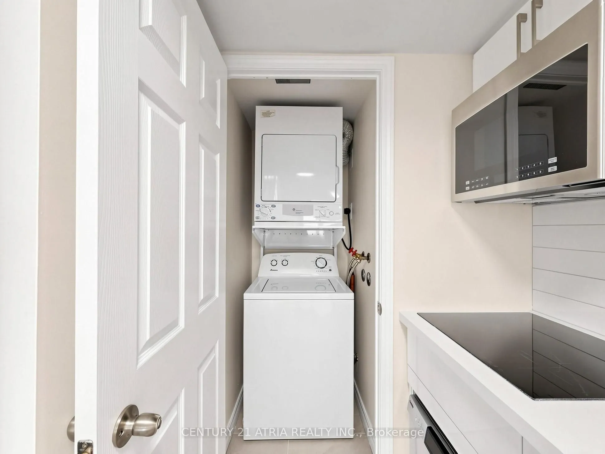 8 Hillcrest Avenue #2703