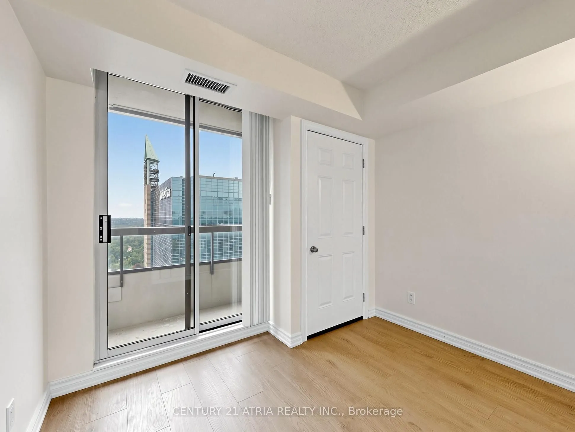 8 Hillcrest Avenue #2703
