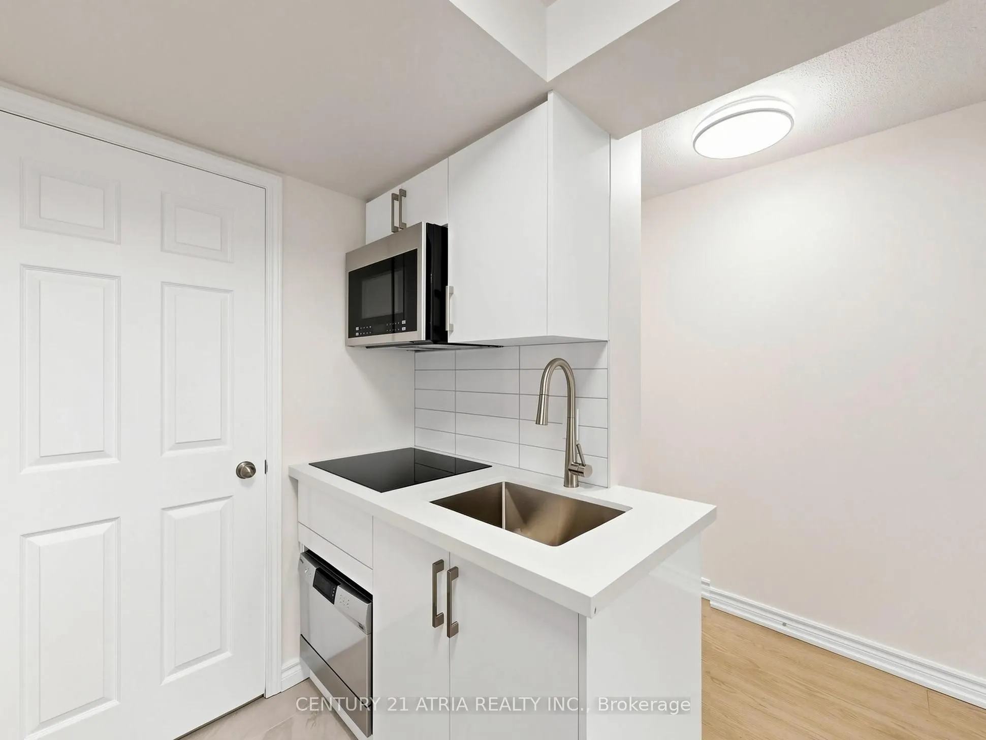 8 Hillcrest Avenue #2703