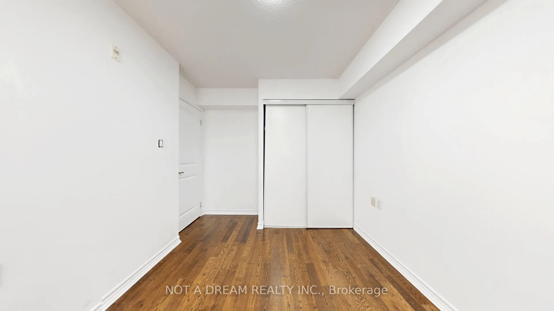 872 Sheppard Avenue W #416