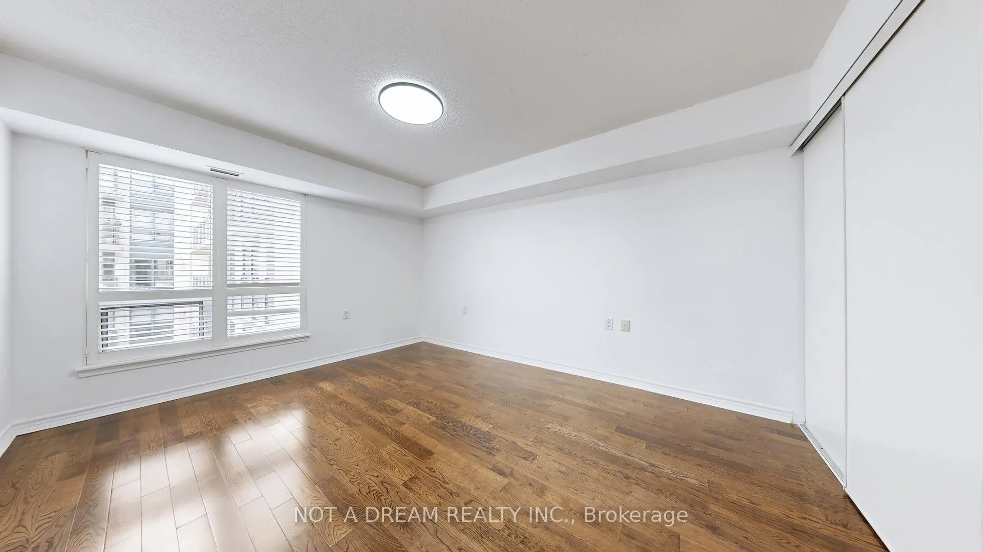 872 Sheppard Avenue W #416