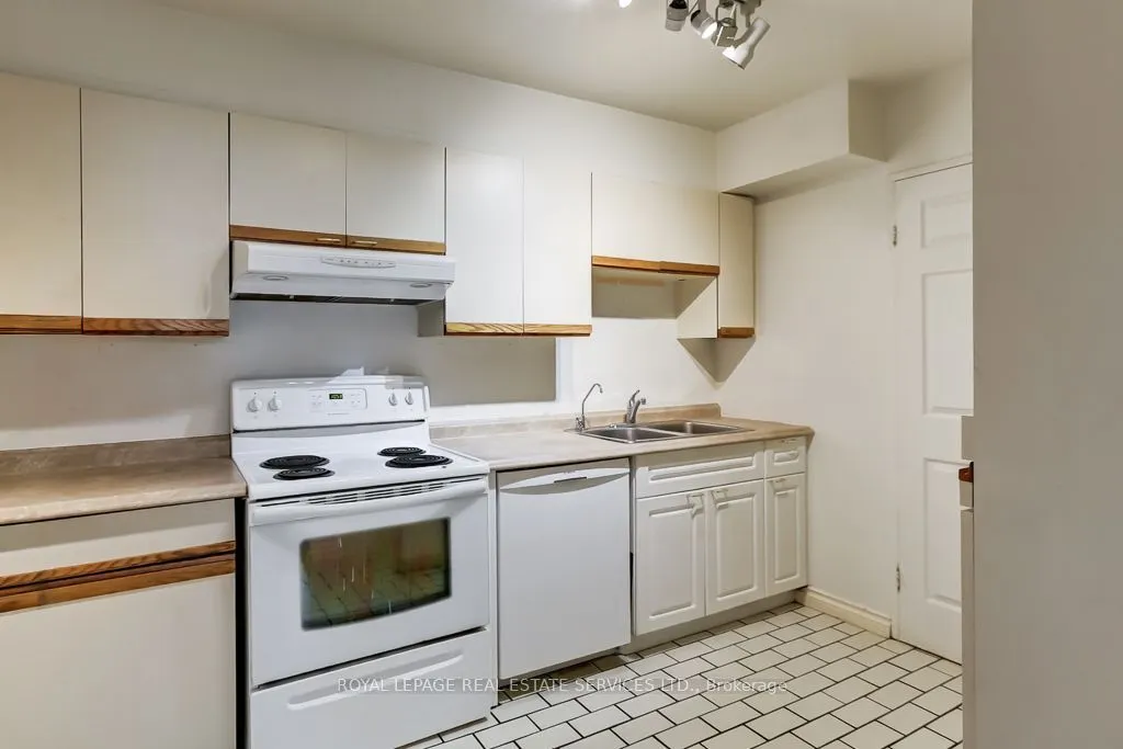 48 Granby Street #6