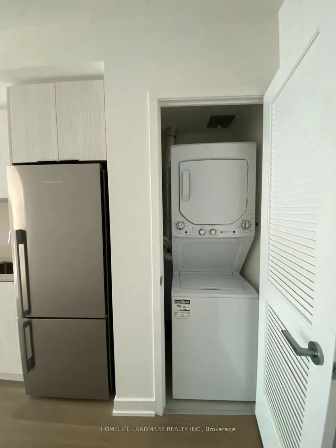 25 Richmond Street E #209