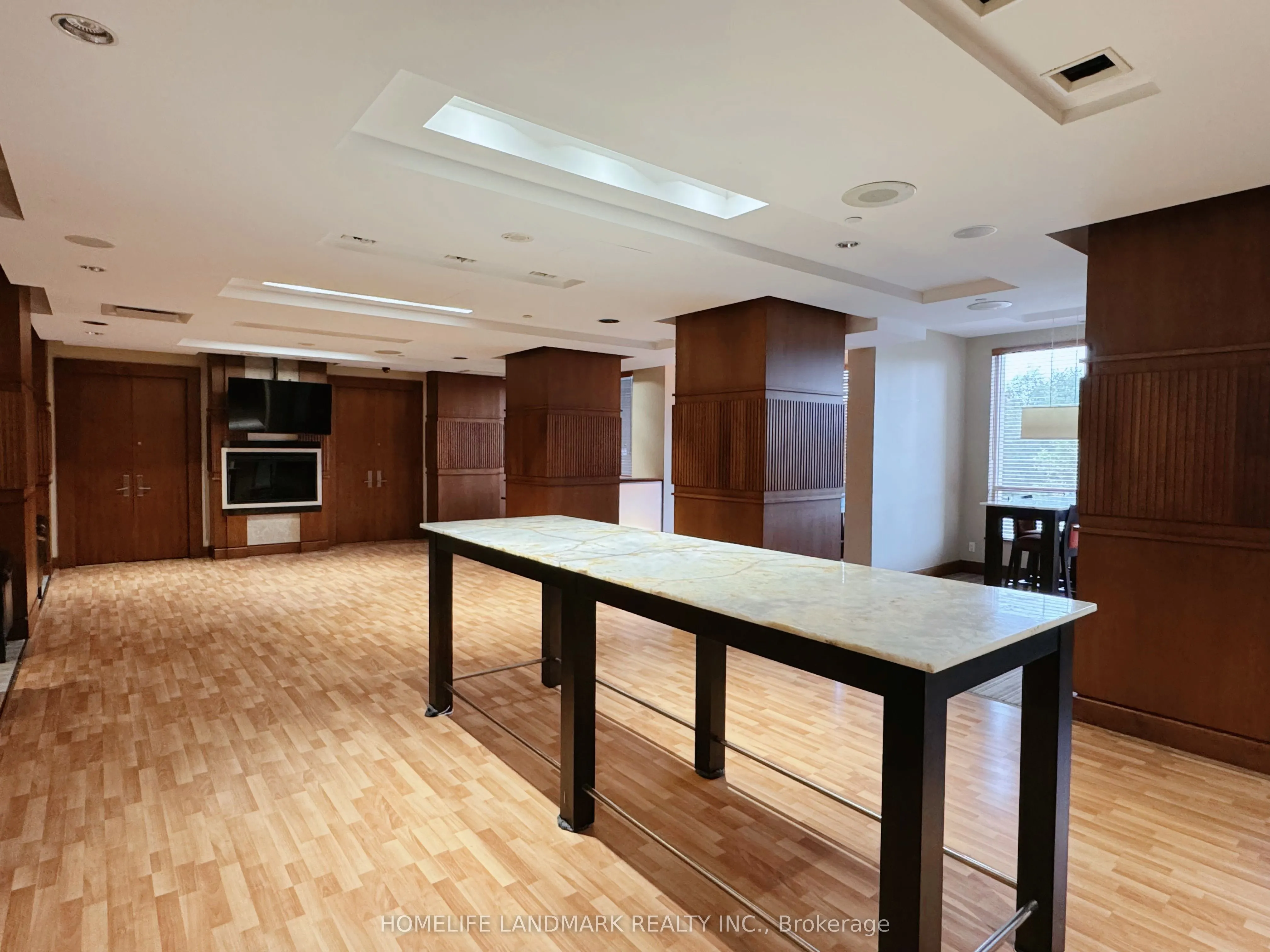 10 Northtown Way #2213