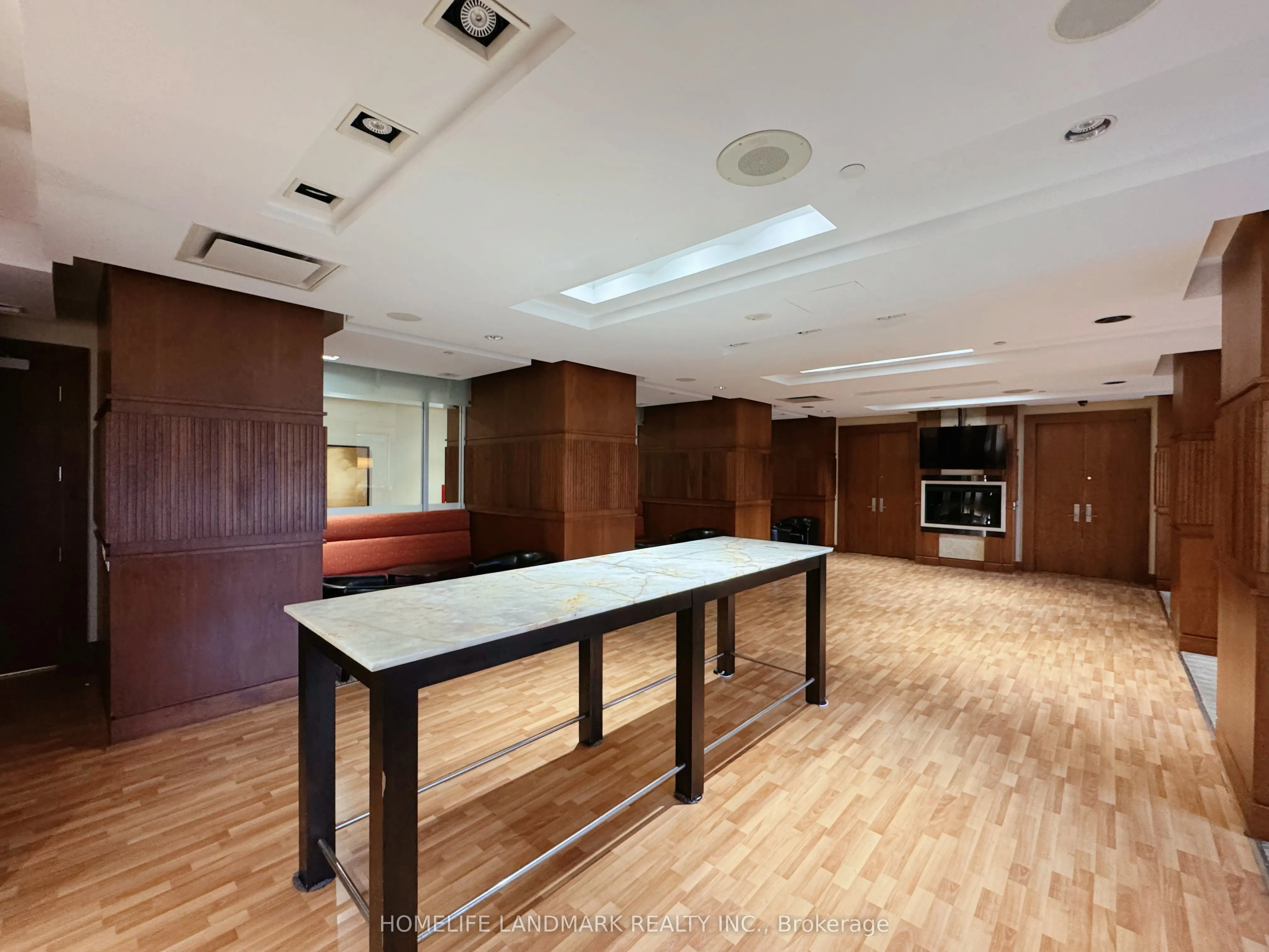 10 Northtown Way #2213