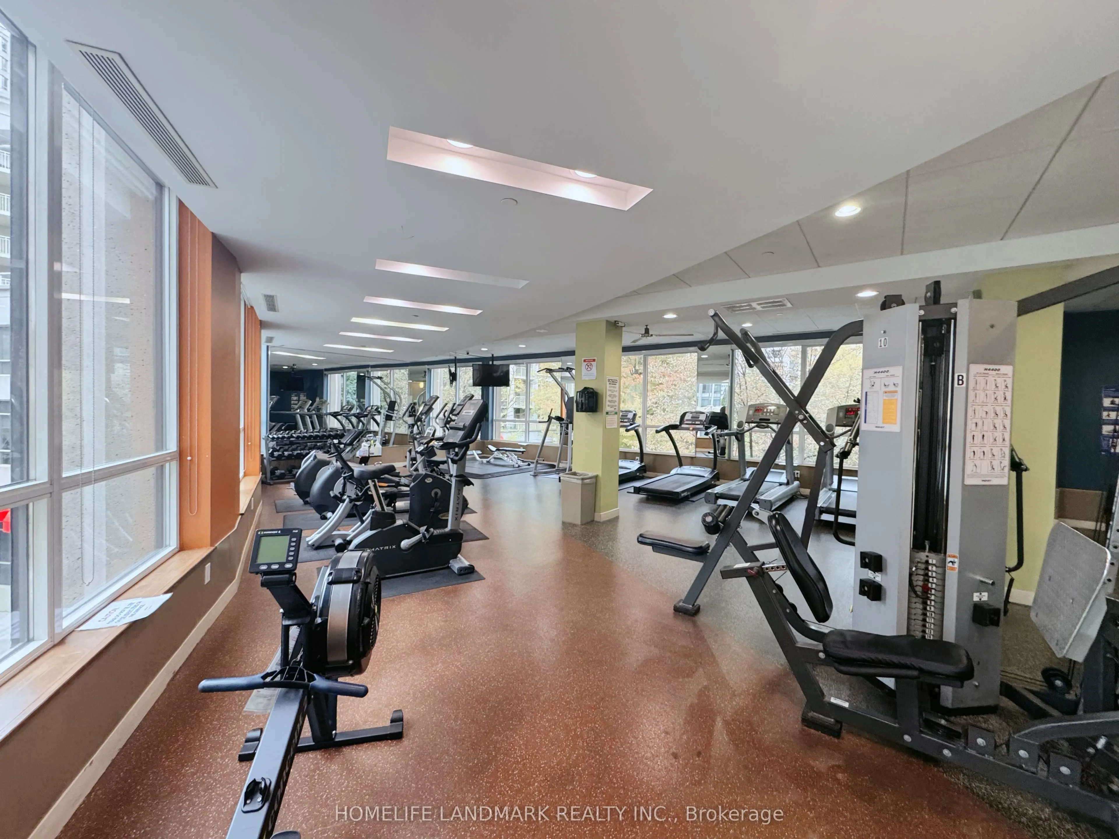 10 Northtown Way #2213