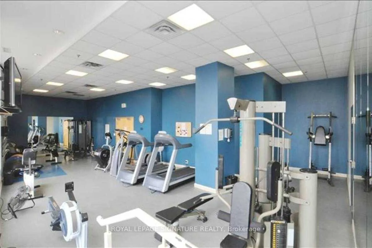 700 King Street W #1005